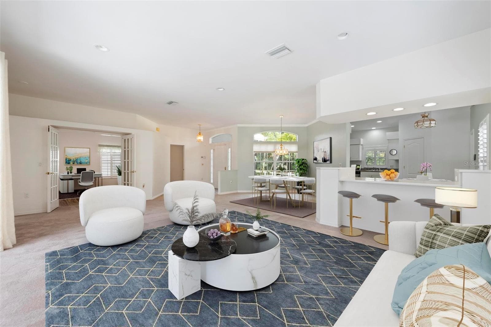 Living Room/Dining Room/Kitchen - 613 KHYBER LN, VENICE