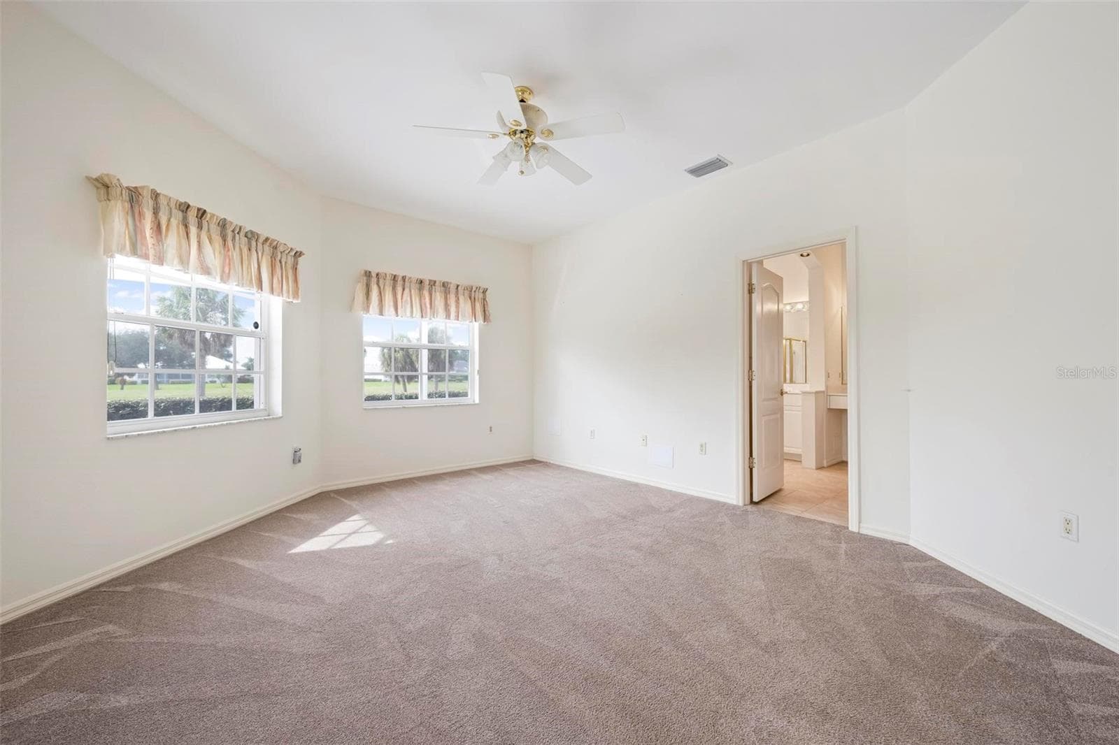 Primary Bedroom - 613 KHYBER LN, VENICE