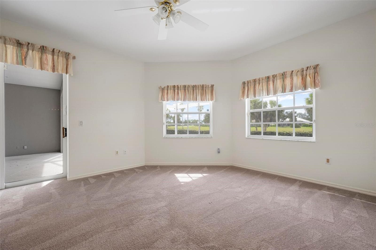 Primary Bedroom - 613 KHYBER LN, VENICE