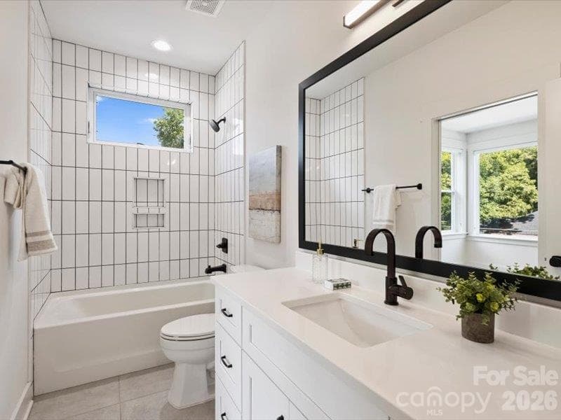Townhouse at 1312 N Davidson Street N, Charlotte, photo 35 of 48