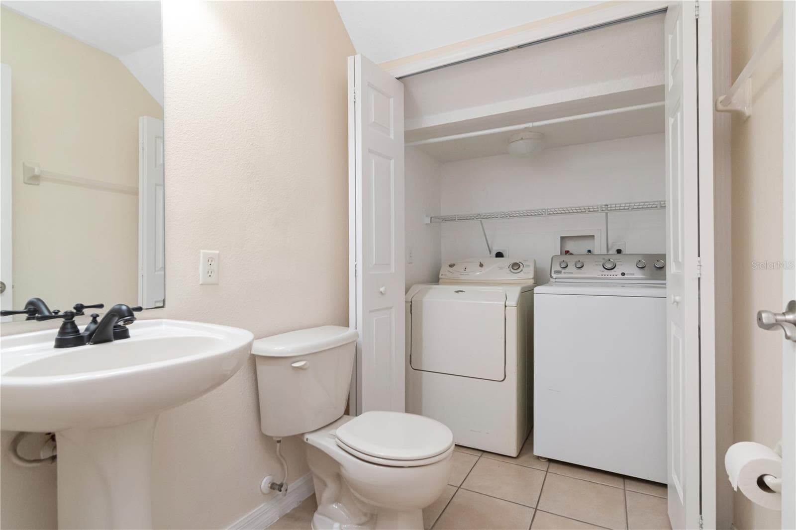 Townhouse at 233 PENMARK STONE PL, VALRICO, photo 17 of 47