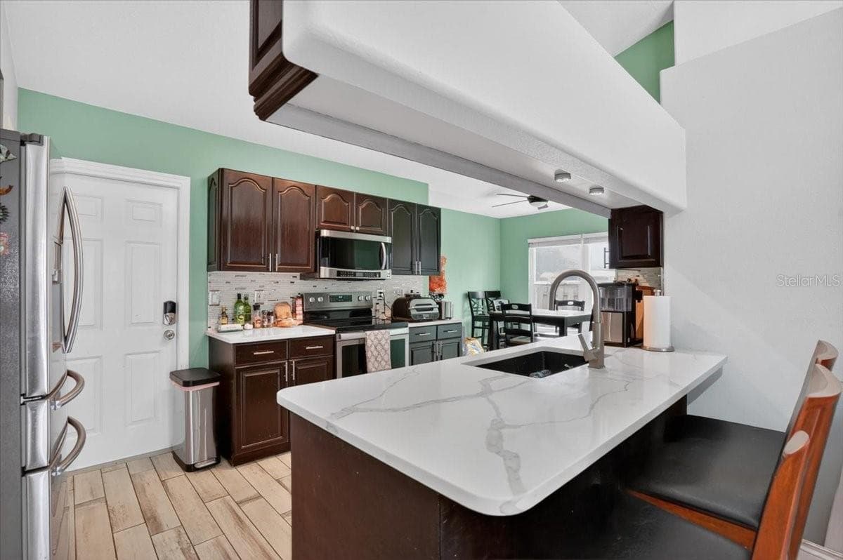 Single Family Residence at 1881 SUMMER WALK CIR, SARASOTA, photo 14 of 40