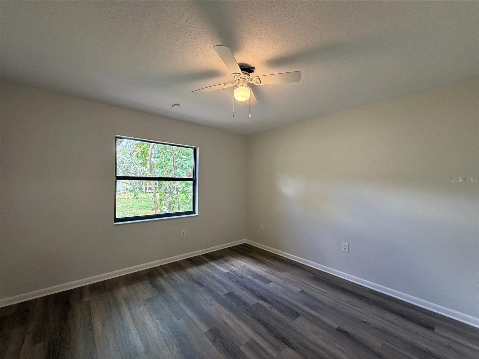 Single Family Residence at 1711 AVANT ST, VALRICO, photo 10 of 20