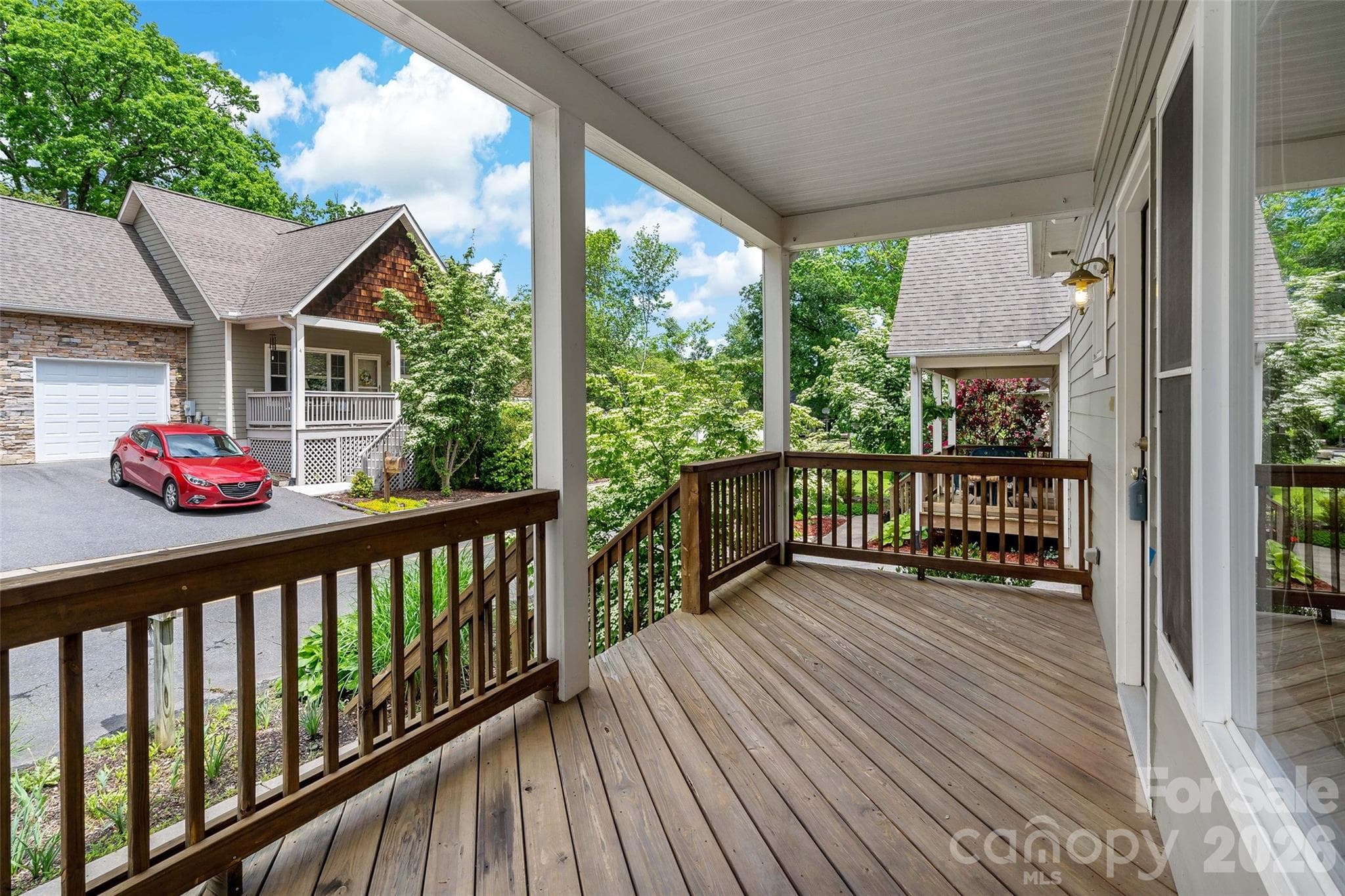 Townhouse at 3 Teresa Way, Black Mountain, photo 2 of 30