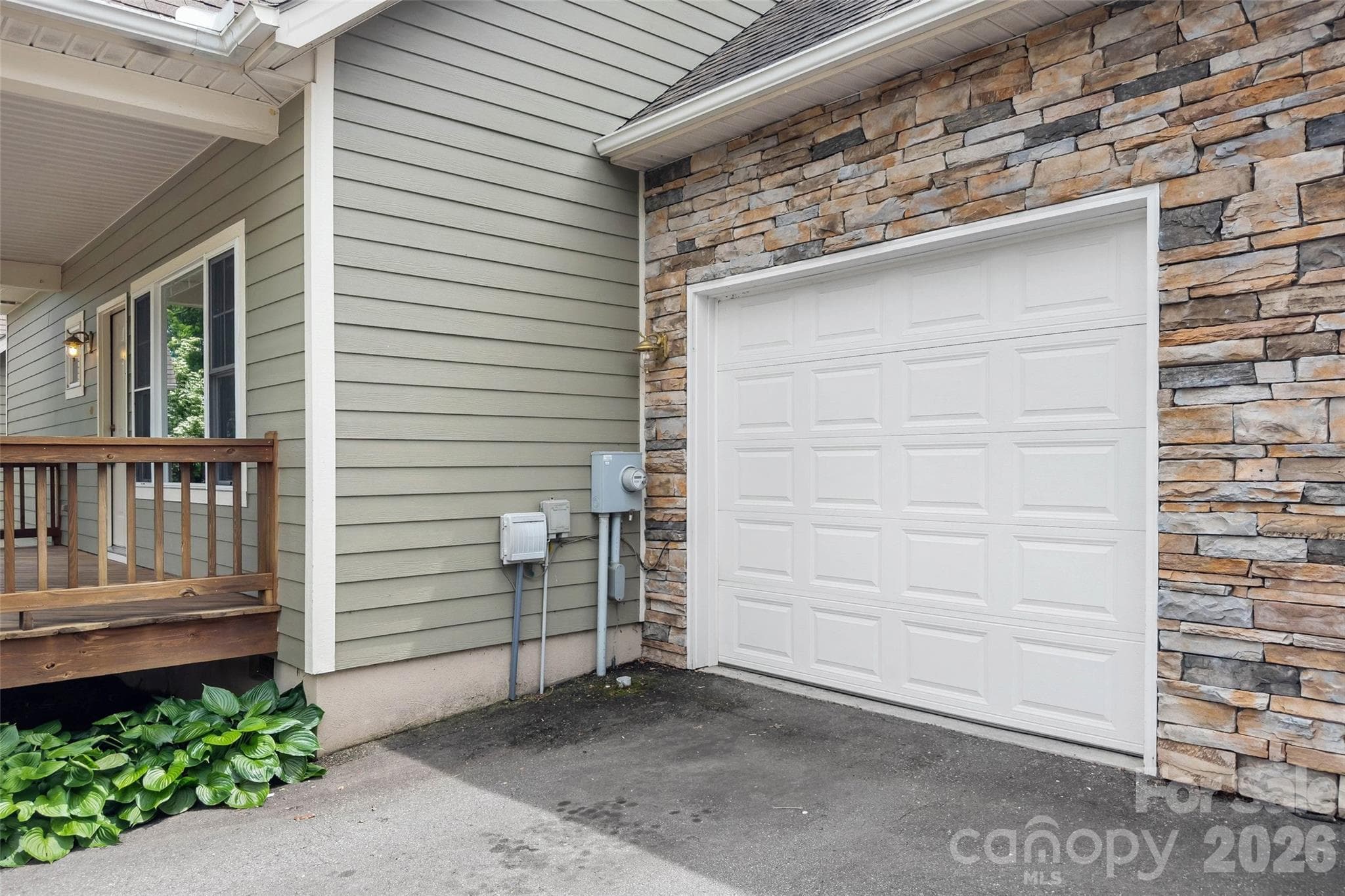 Townhouse at 3 Teresa Way, Black Mountain, photo 4 of 30