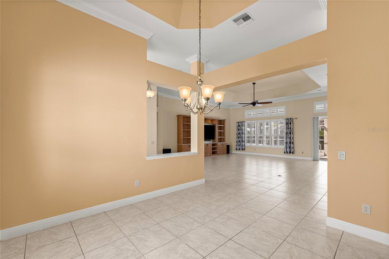 Formal dining room. - 1126 MIONA SHORES DR, THE VILLAGES