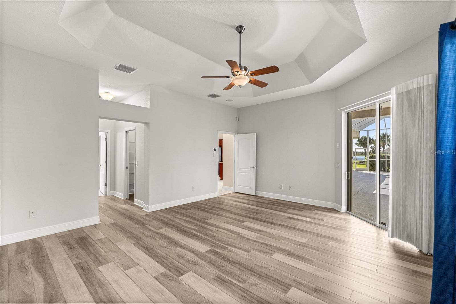 Master bedroom. - 1126 MIONA SHORES DR, THE VILLAGES