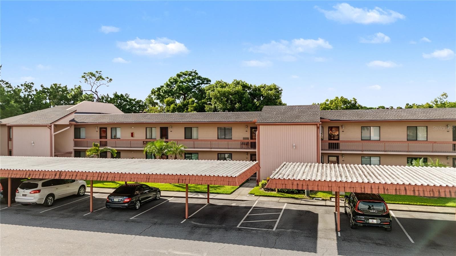 Condominium at 110 LAKESIDE CT #110, OLDSMAR, photo 27 of 34