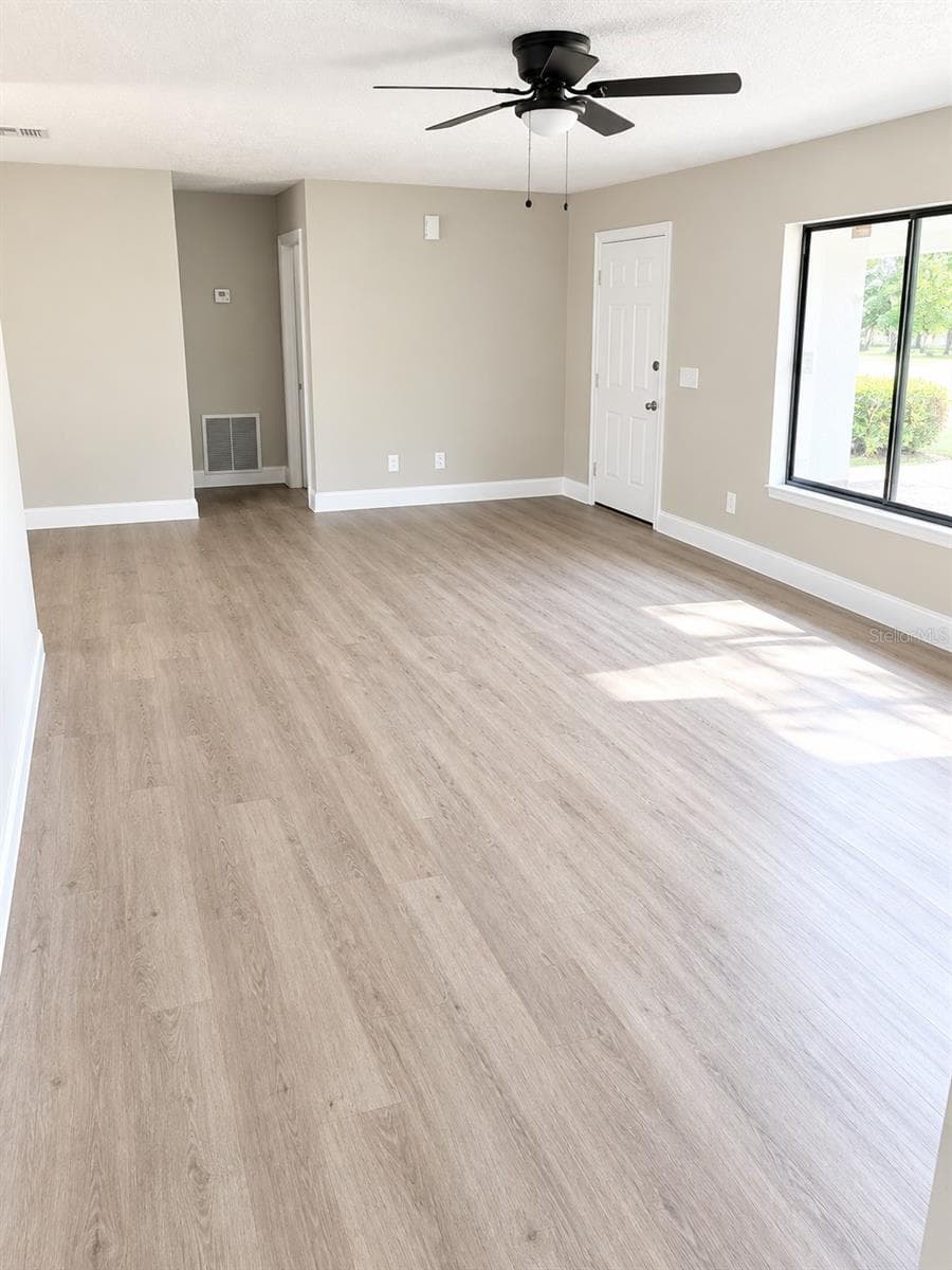 Living area - 1845 PORTVIEW AVE, DELTONA