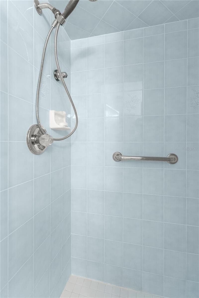 Primary Suite - 7430 SW 100TH PL, OCALA