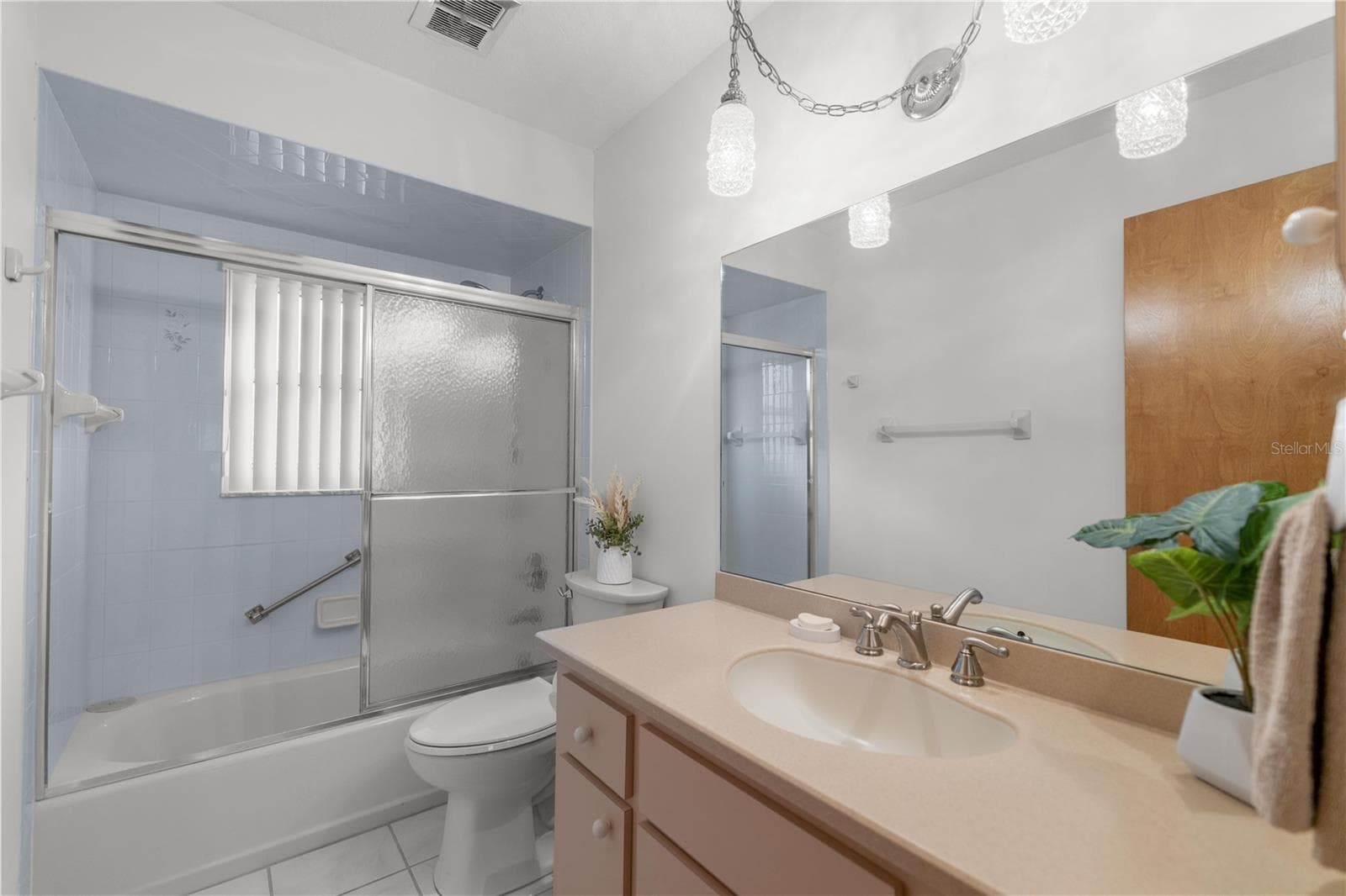Guest Bath 1 - 7430 SW 100TH PL, OCALA