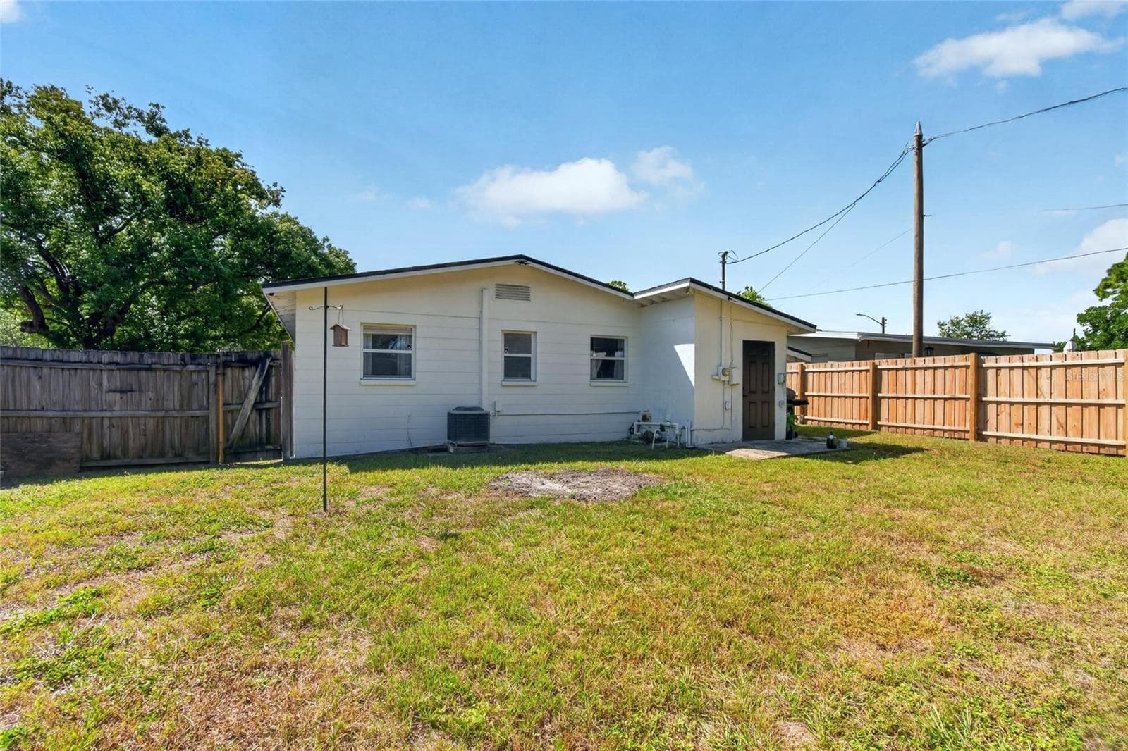 Single Family Residence at 835 54TH AVE N, ST PETERSBURG, photo 26 of 34