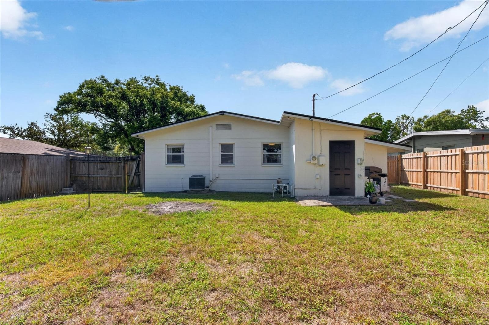 Single Family Residence at 835 54TH AVE N, ST PETERSBURG, photo 27 of 34