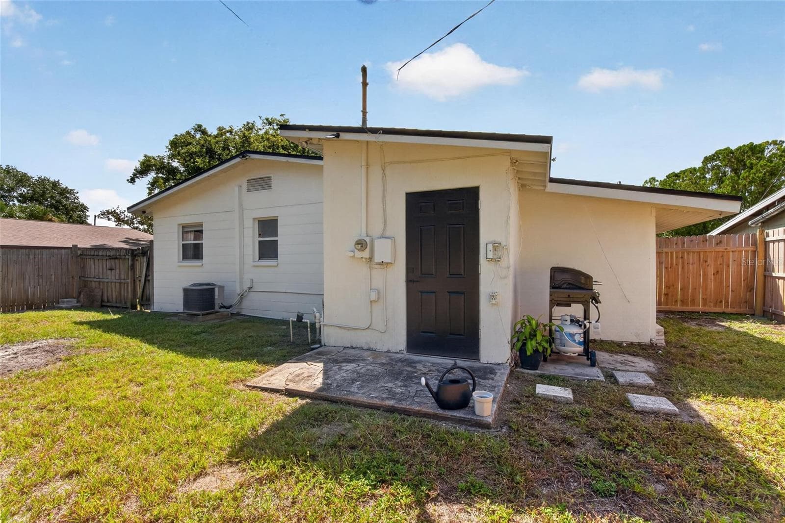 Single Family Residence at 835 54TH AVE N, ST PETERSBURG, photo 32 of 34