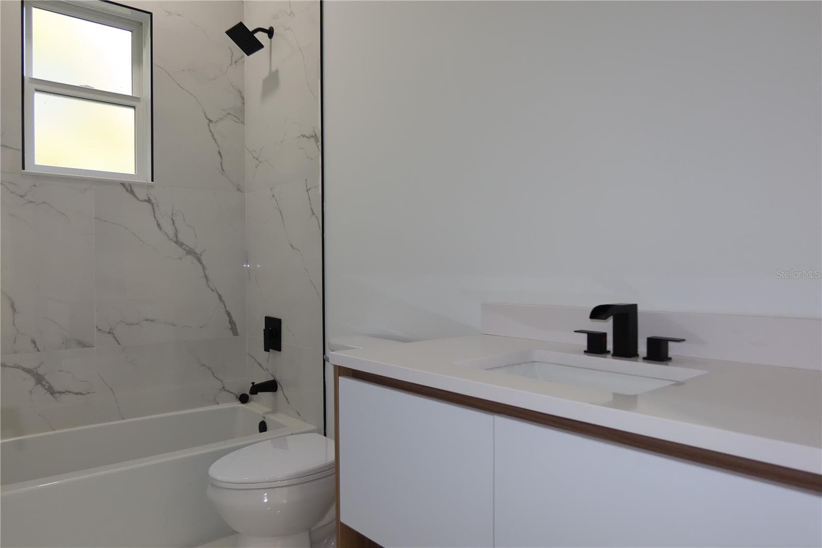 3rd bathroom - 151 BLAZING STAR AVE, LAKE ALFRED