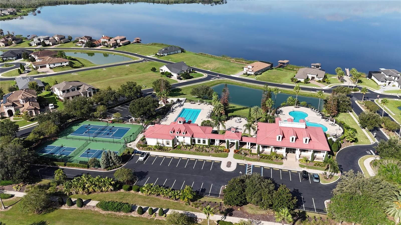 Clubhouse And pools - 151 BLAZING STAR AVE, LAKE ALFRED