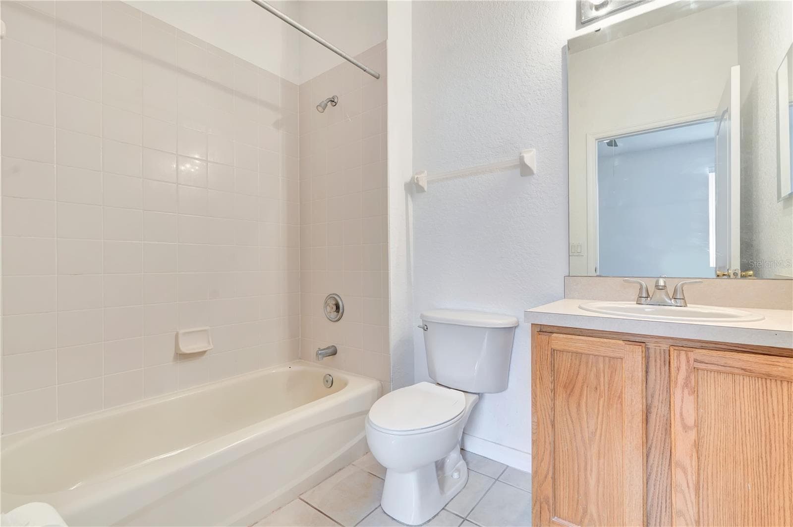 En- suite Bathroom - 257 HERRING ST, DAVENPORT