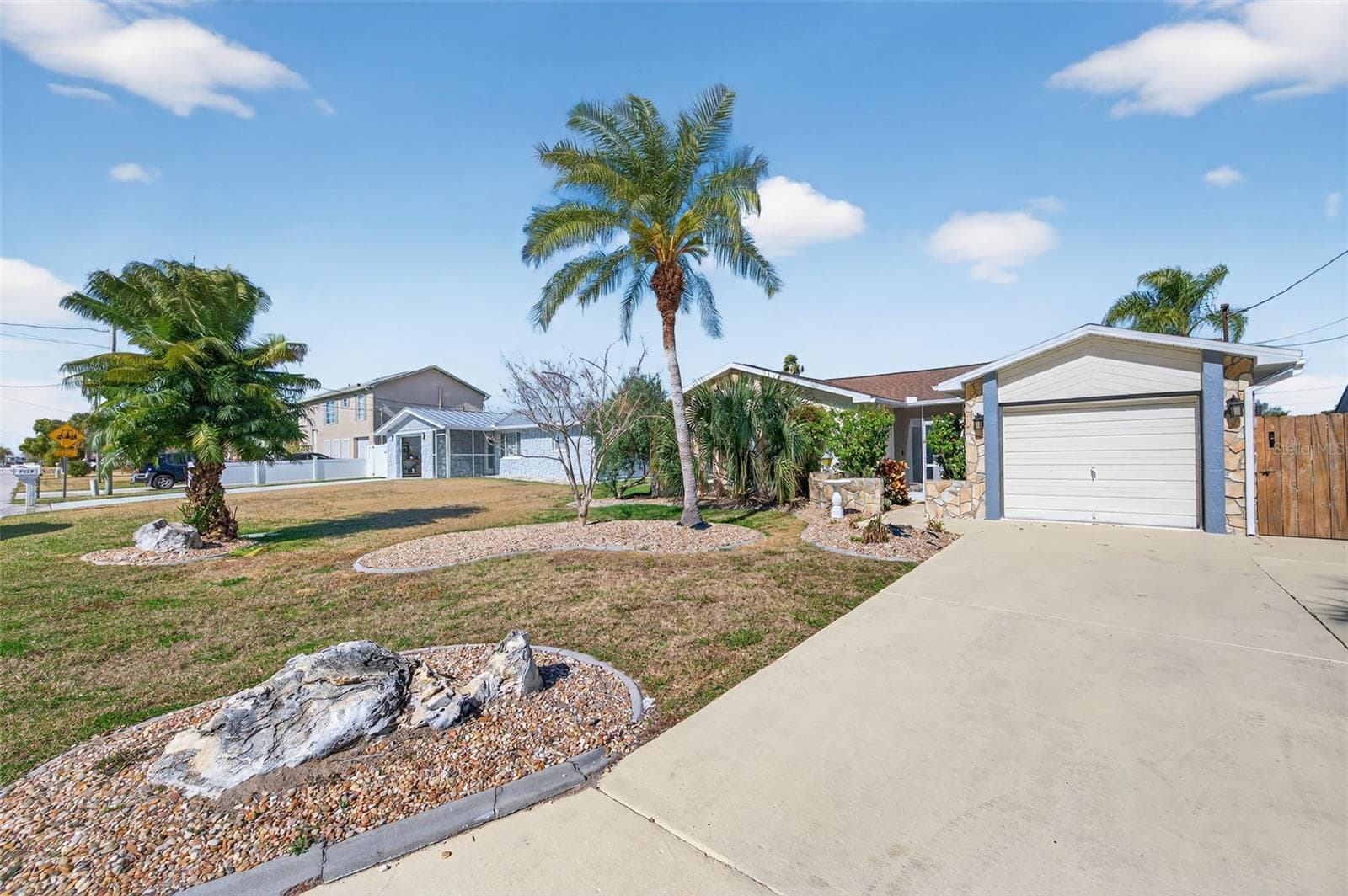 Single Family Residence at 7623 MAKO DR, HUDSON, photo 6 of 66