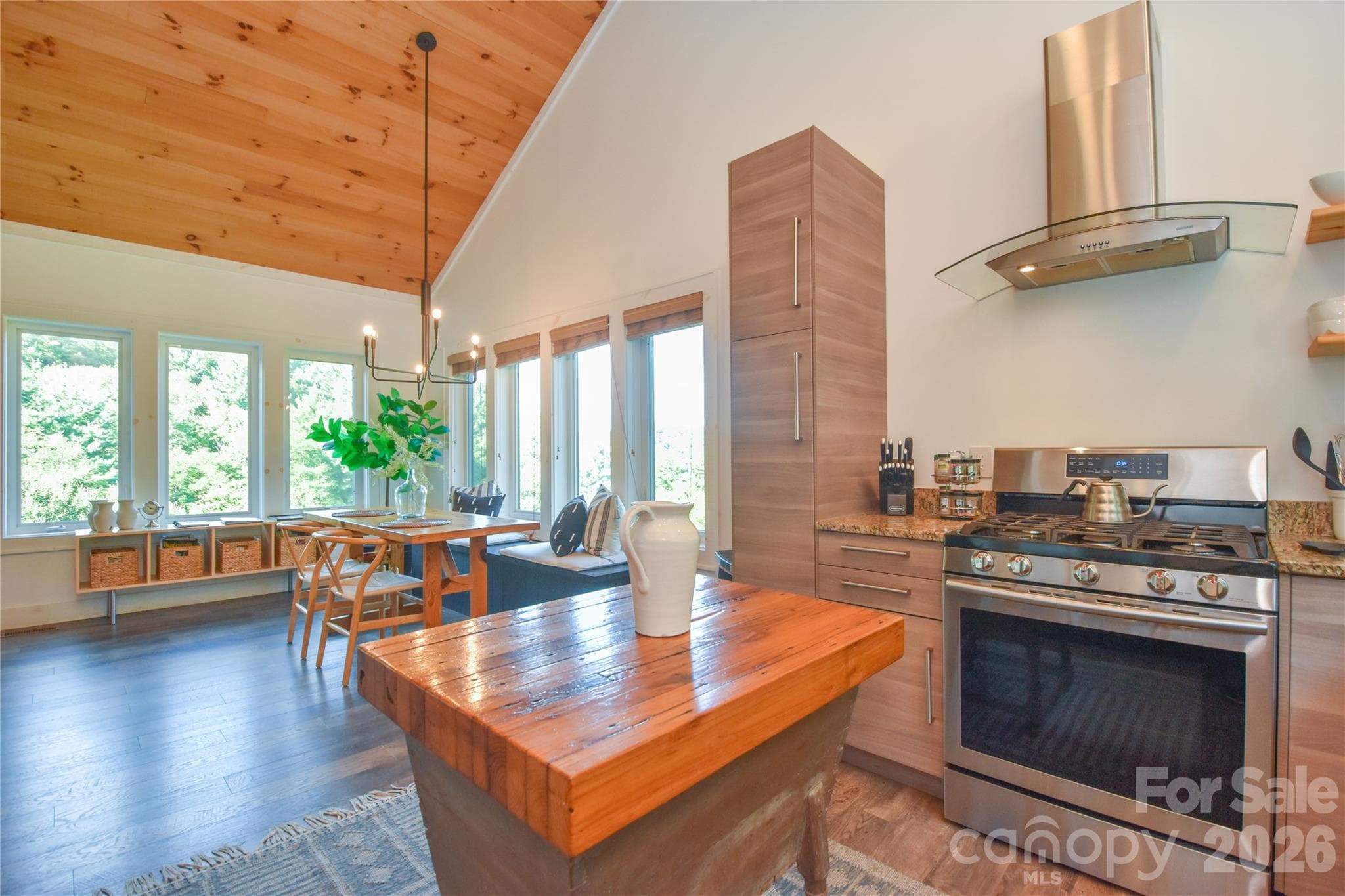 Single Family Residence at 119 Loggers Trail, Blowing Rock, photo 10 of 25