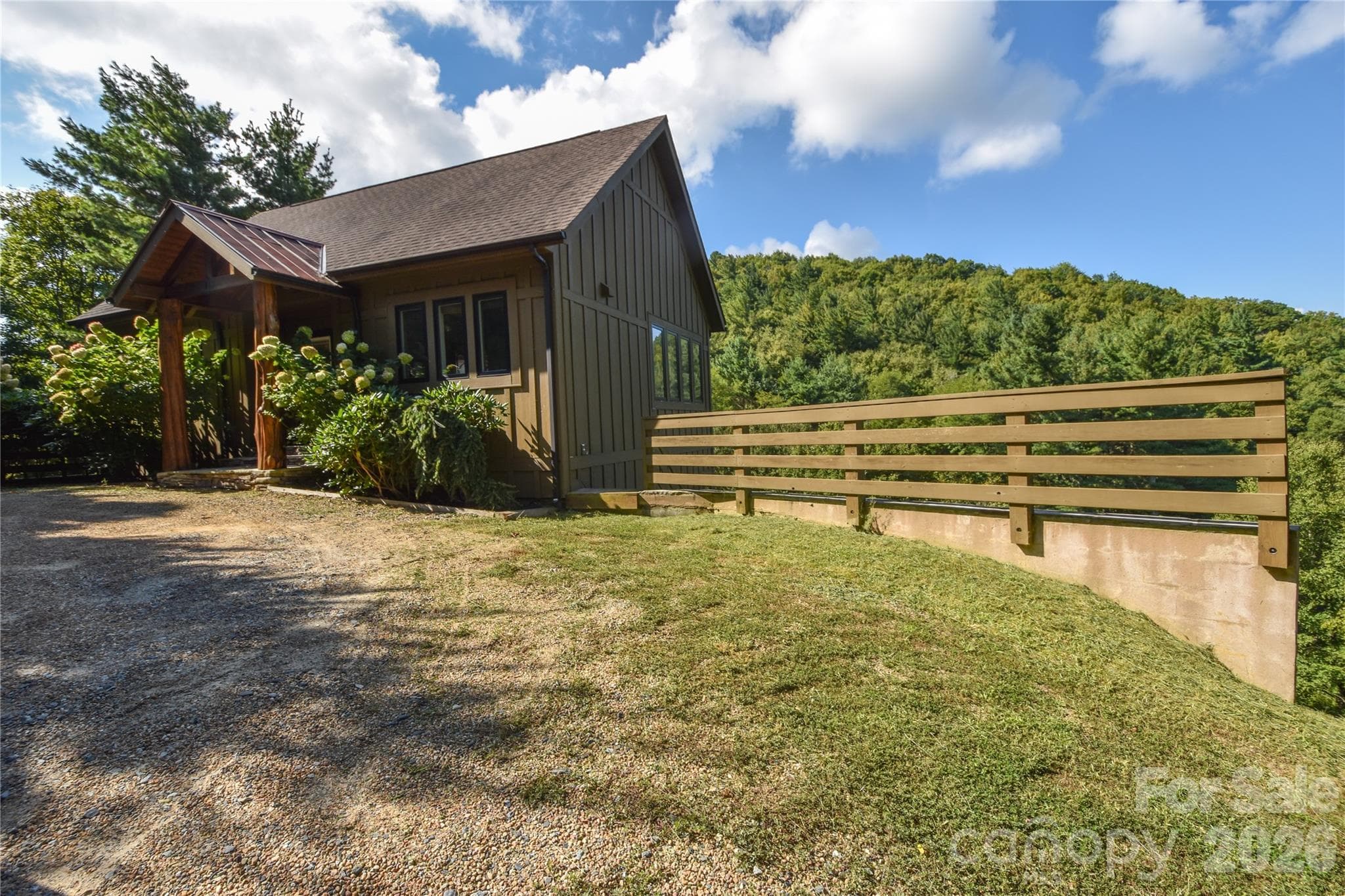 Single Family Residence at 119 Loggers Trail, Blowing Rock, photo 15 of 25