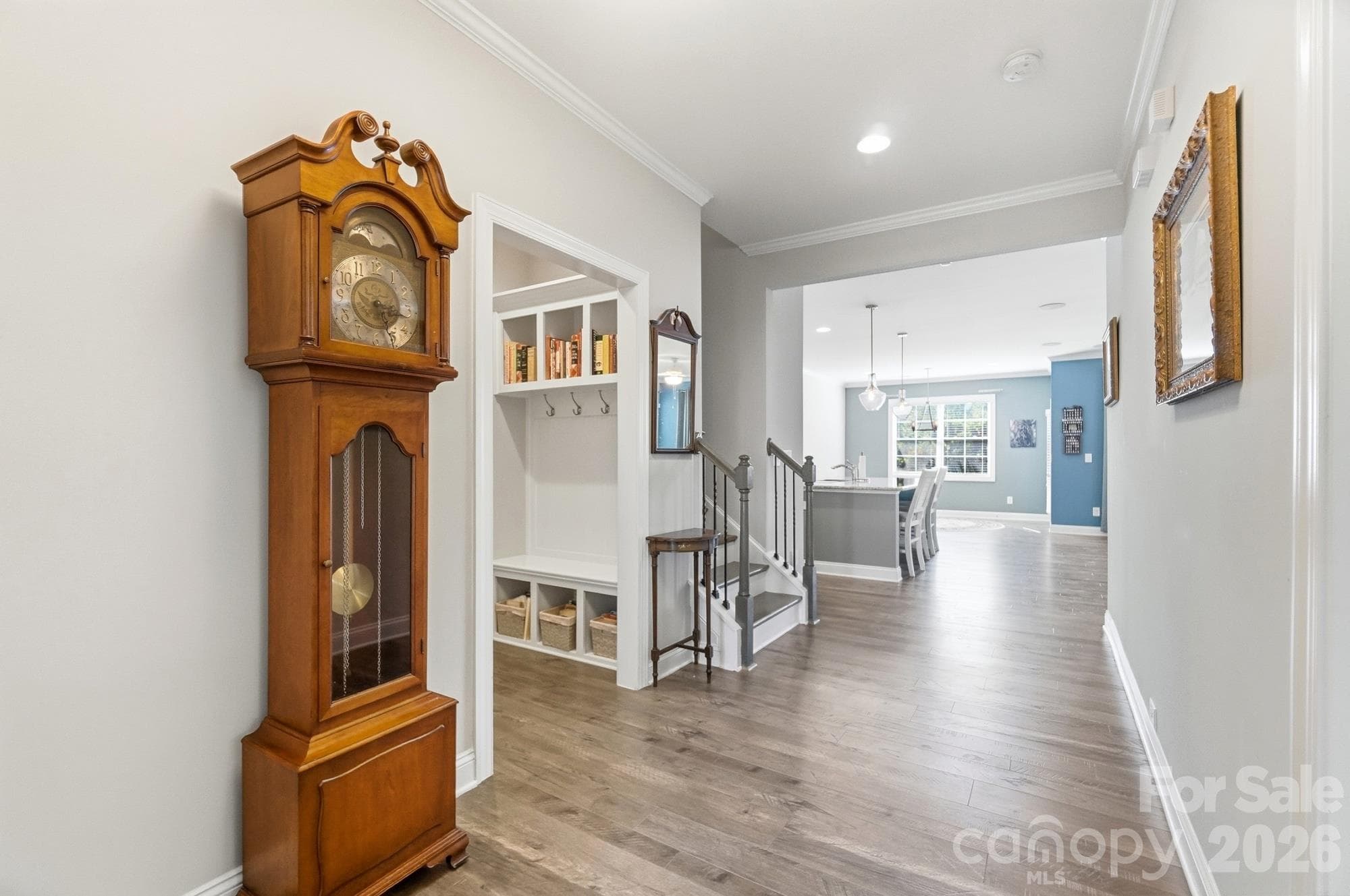 Single Family Residence at 515 Trillium Way, Belmont, photo 7 of 38