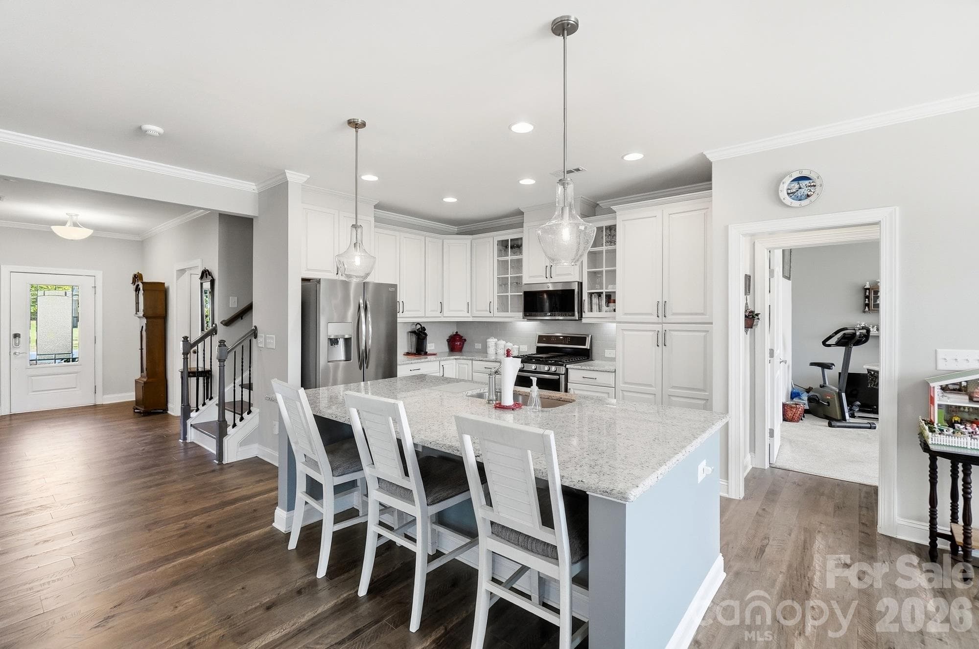 Single Family Residence at 515 Trillium Way, Belmont, photo 11 of 38