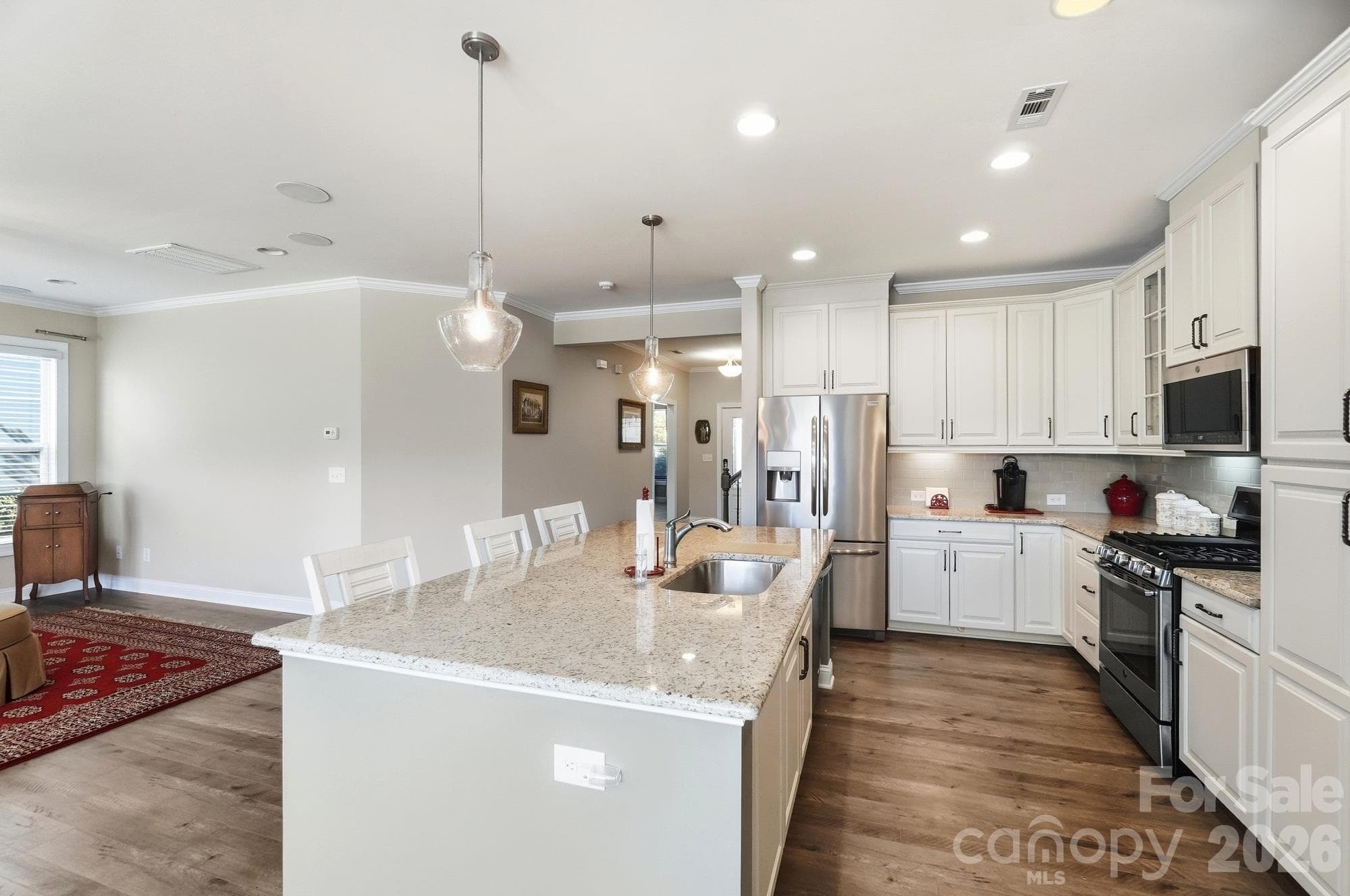 Single Family Residence at 515 Trillium Way, Belmont, photo 13 of 38