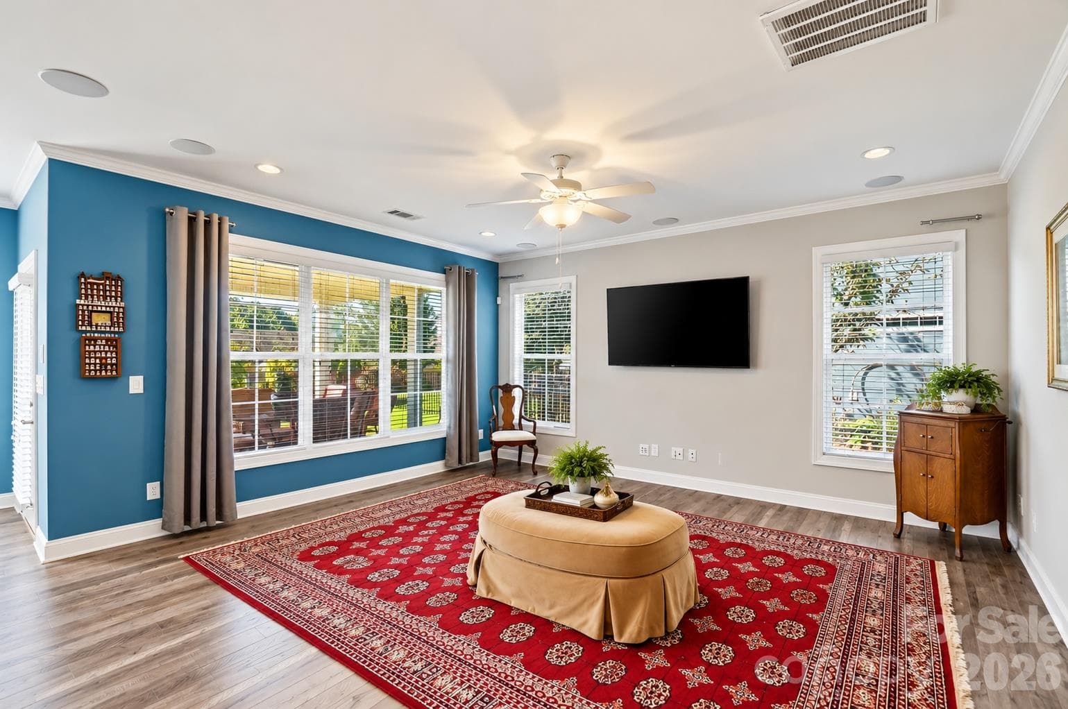 Single Family Residence at 515 Trillium Way, Belmont, photo 17 of 38