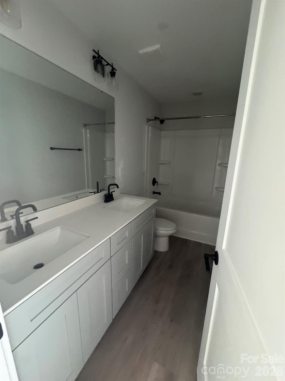 Bath 2 - 12307 Bryton Ridge Parkway, Huntersville