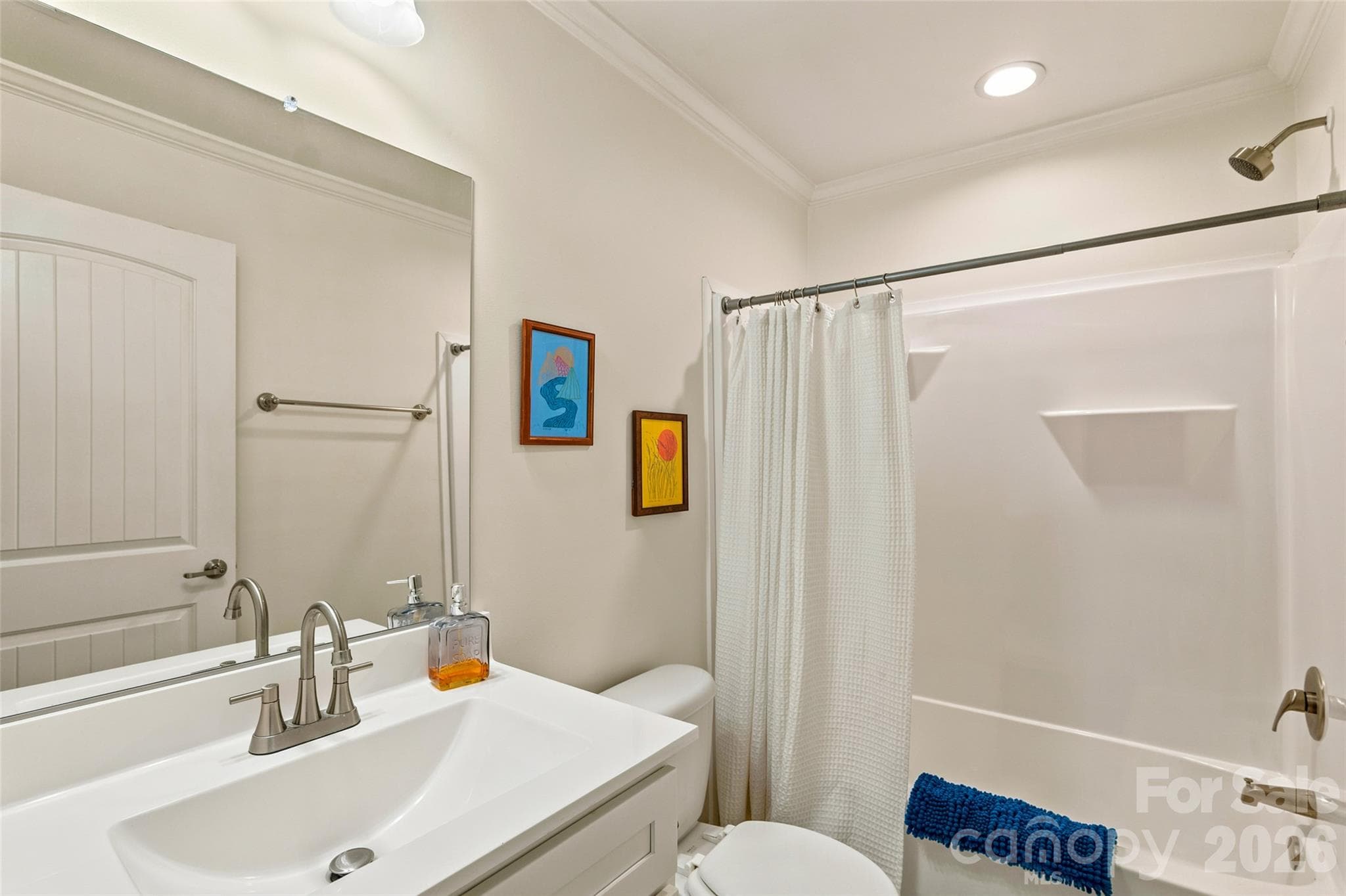 Hall bath with tub - 60 Spring Mountain Drive, Canton