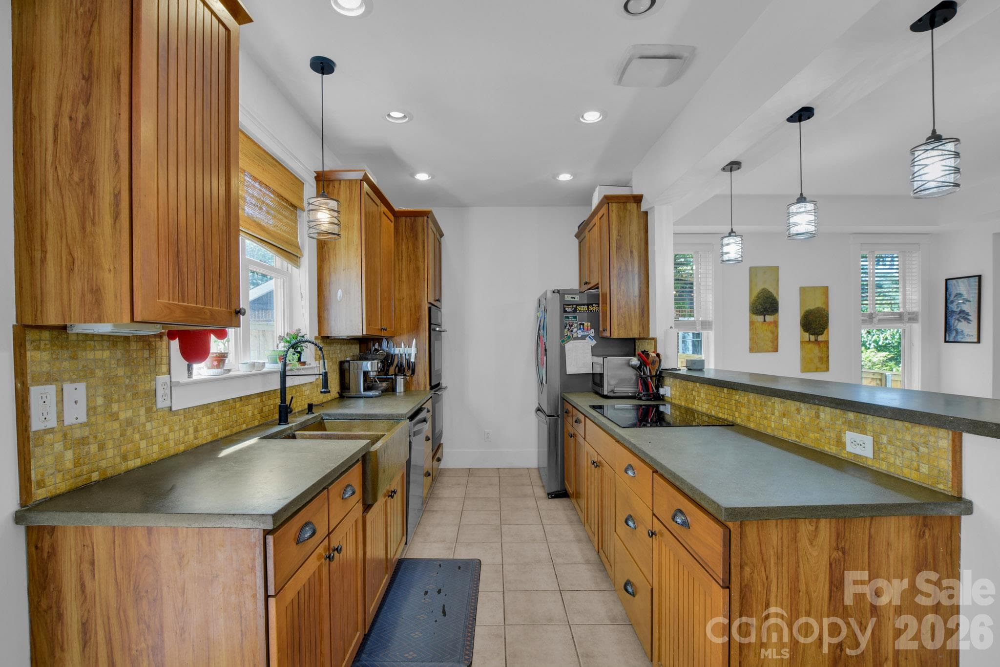 Imagine the possibilities here! - 92 Rumbough Place, Asheville