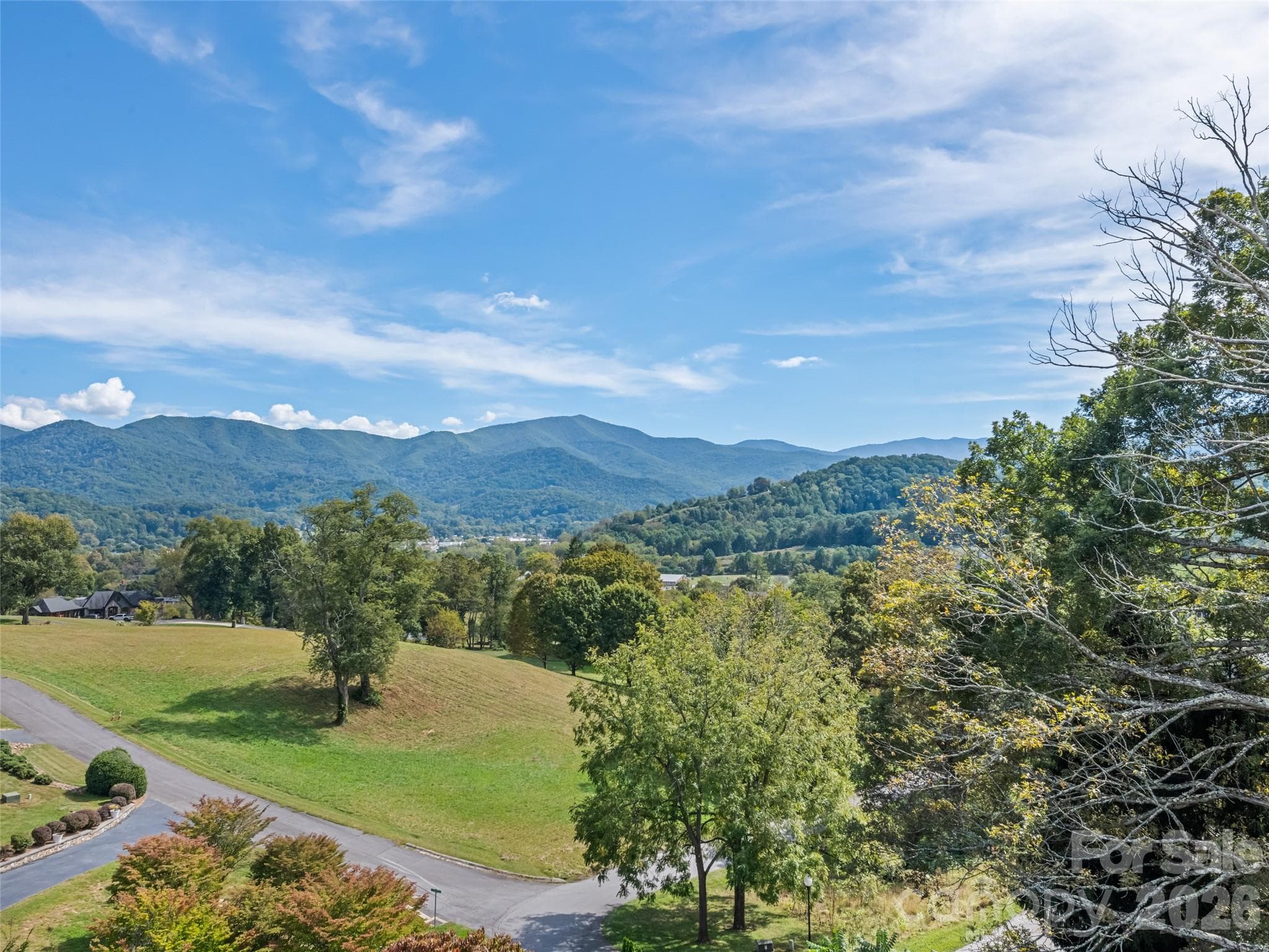 Townhouse at 360 Skylark Lane, Waynesville, photo 6 of 35