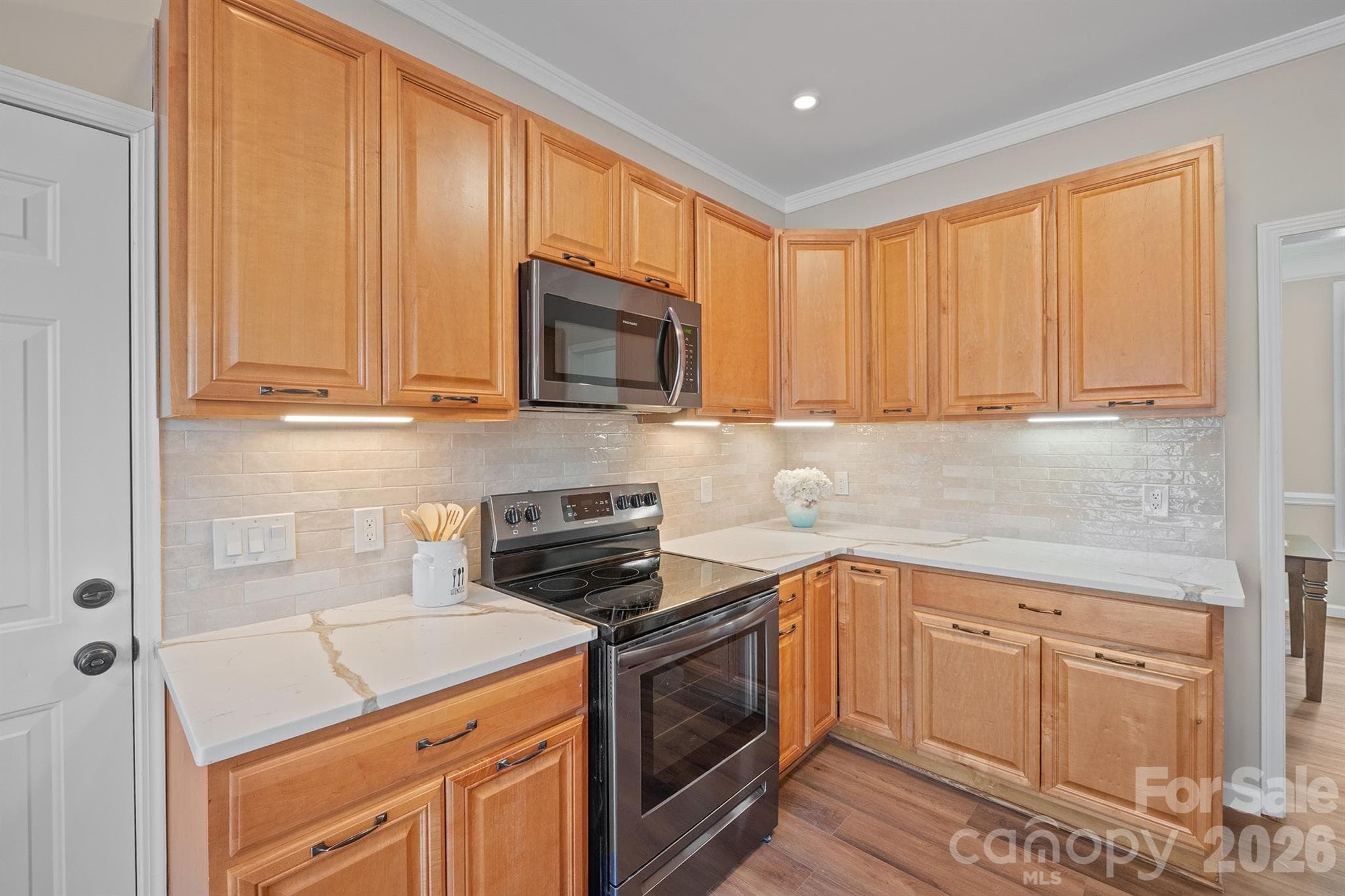 Single Family Residence at 110 Fox Den Circle, Statesville, photo 10 of 48