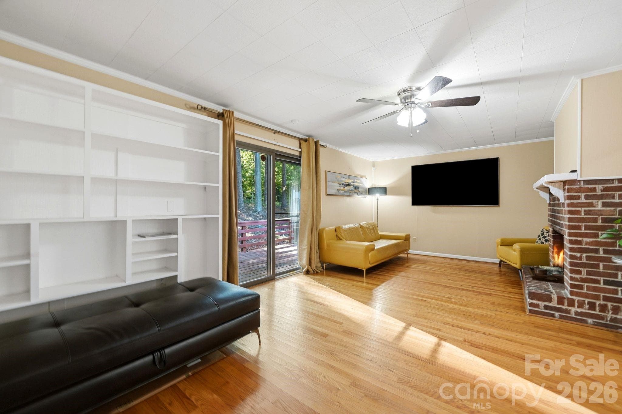Single Family Residence at 1524 Lanewood Place, Charlotte, photo 14 of 41