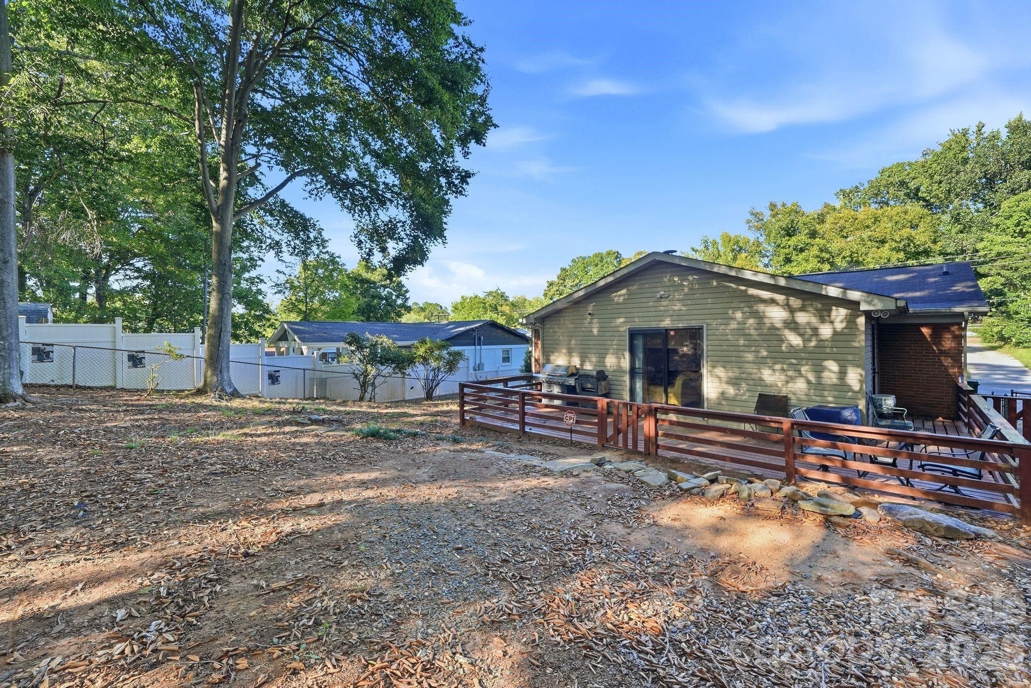 Single Family Residence at 1524 Lanewood Place, Charlotte, photo 33 of 41