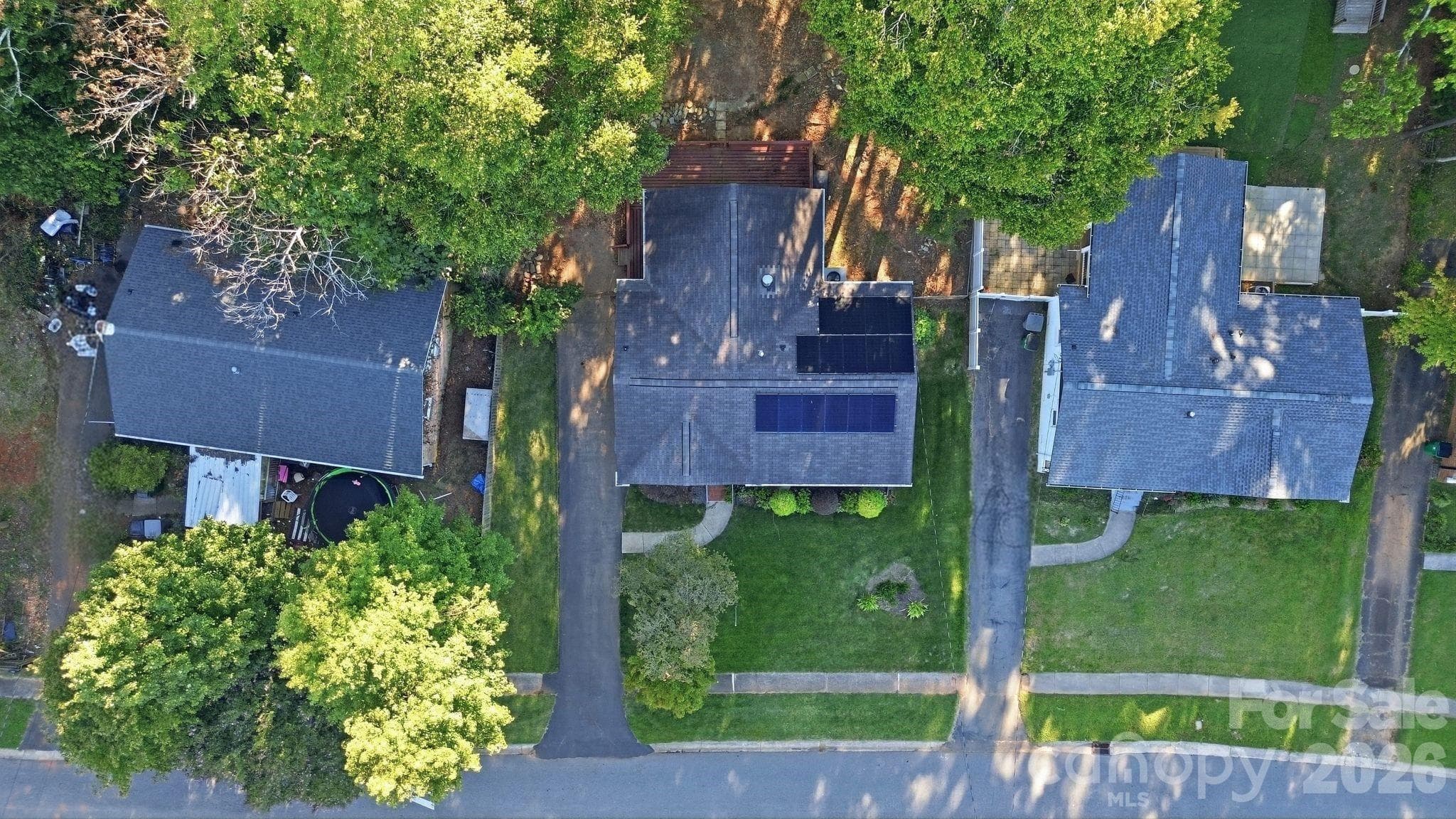 Single Family Residence at 1524 Lanewood Place, Charlotte, photo 34 of 41