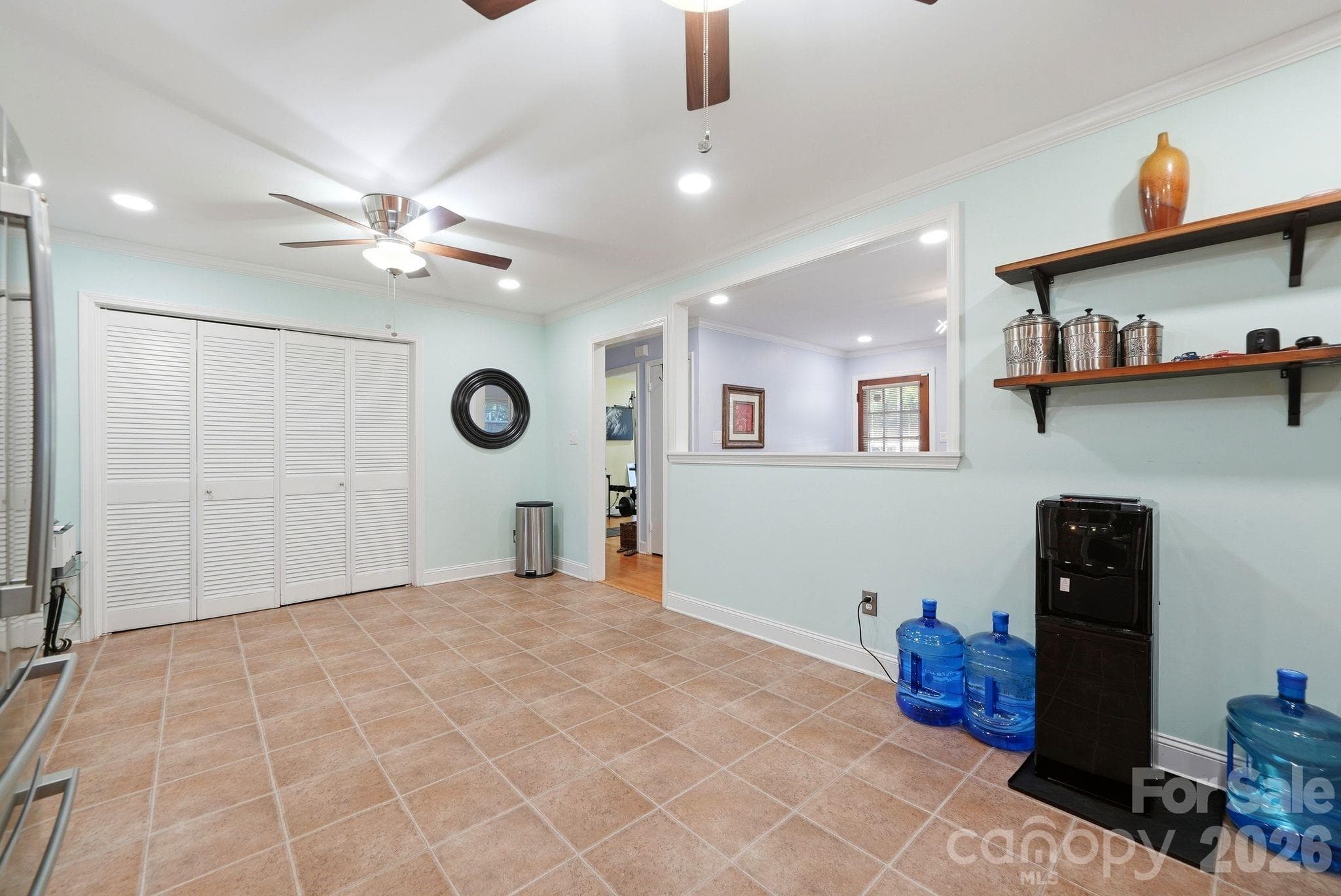 Single Family Residence at 1524 Lanewood Place, Charlotte, photo 10 of 41