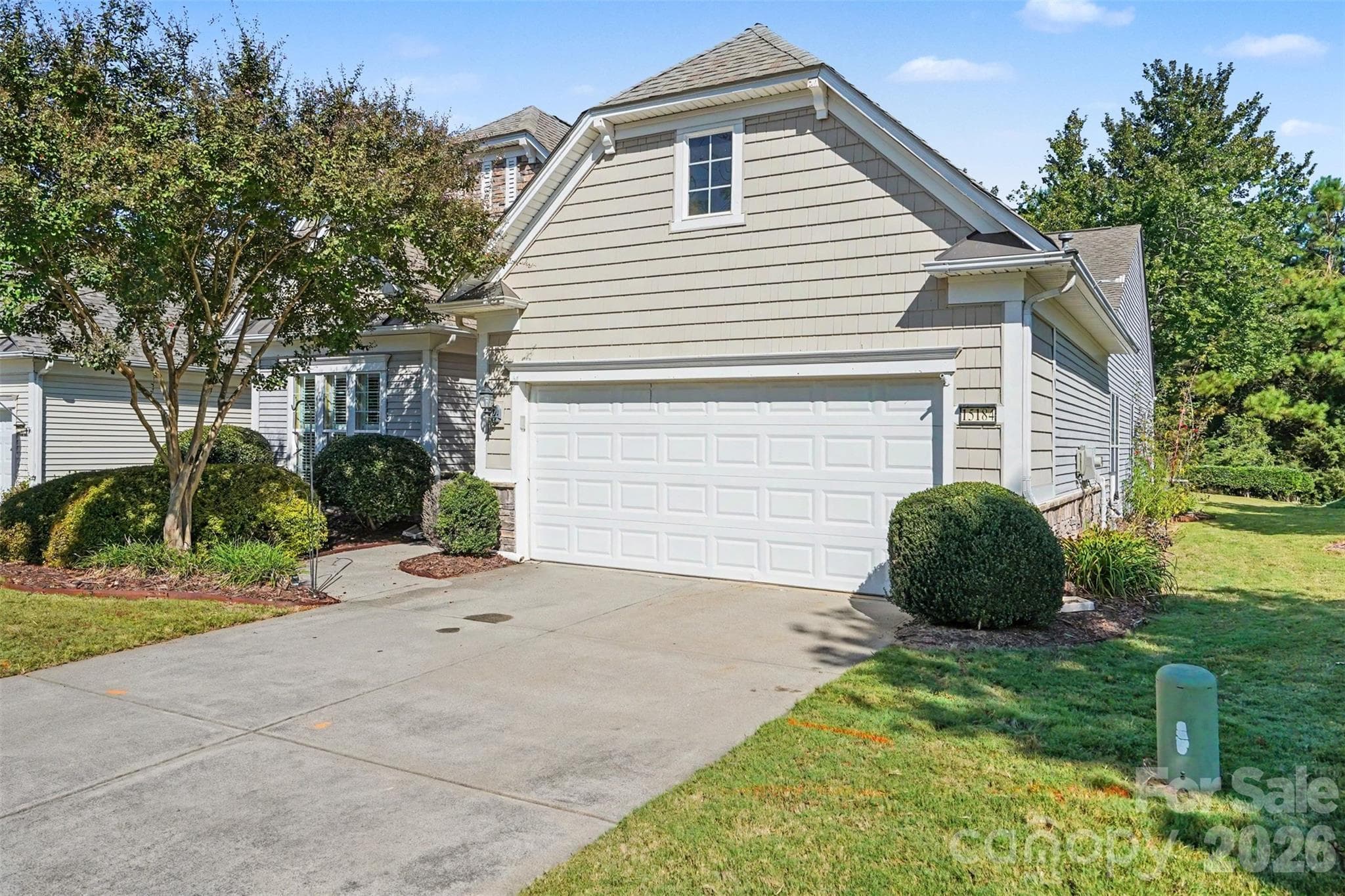 Single Family Residence at 15184 Legend Oaks Court, Indian Land, photo 2 of 45