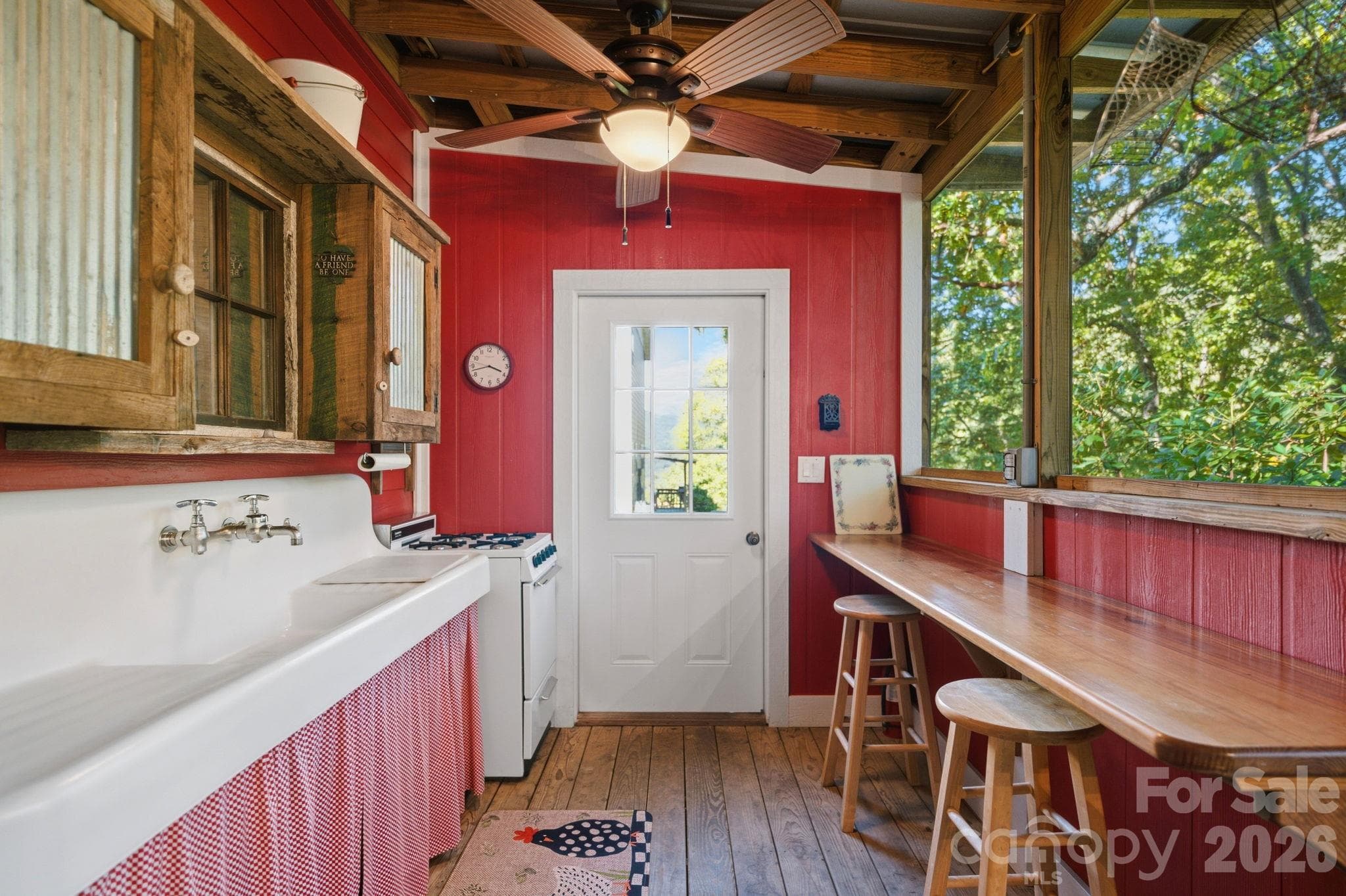Single Family Residence at 241 Standing Rock Cove, Clyde, photo 11 of 48
