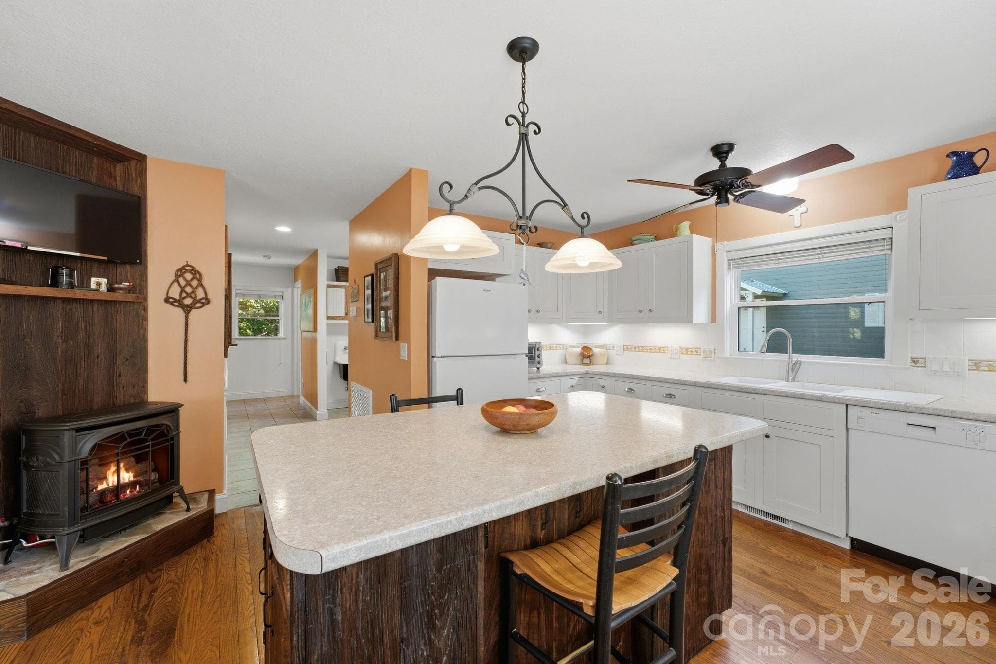 Single Family Residence at 241 Standing Rock Cove, Clyde, photo 26 of 48