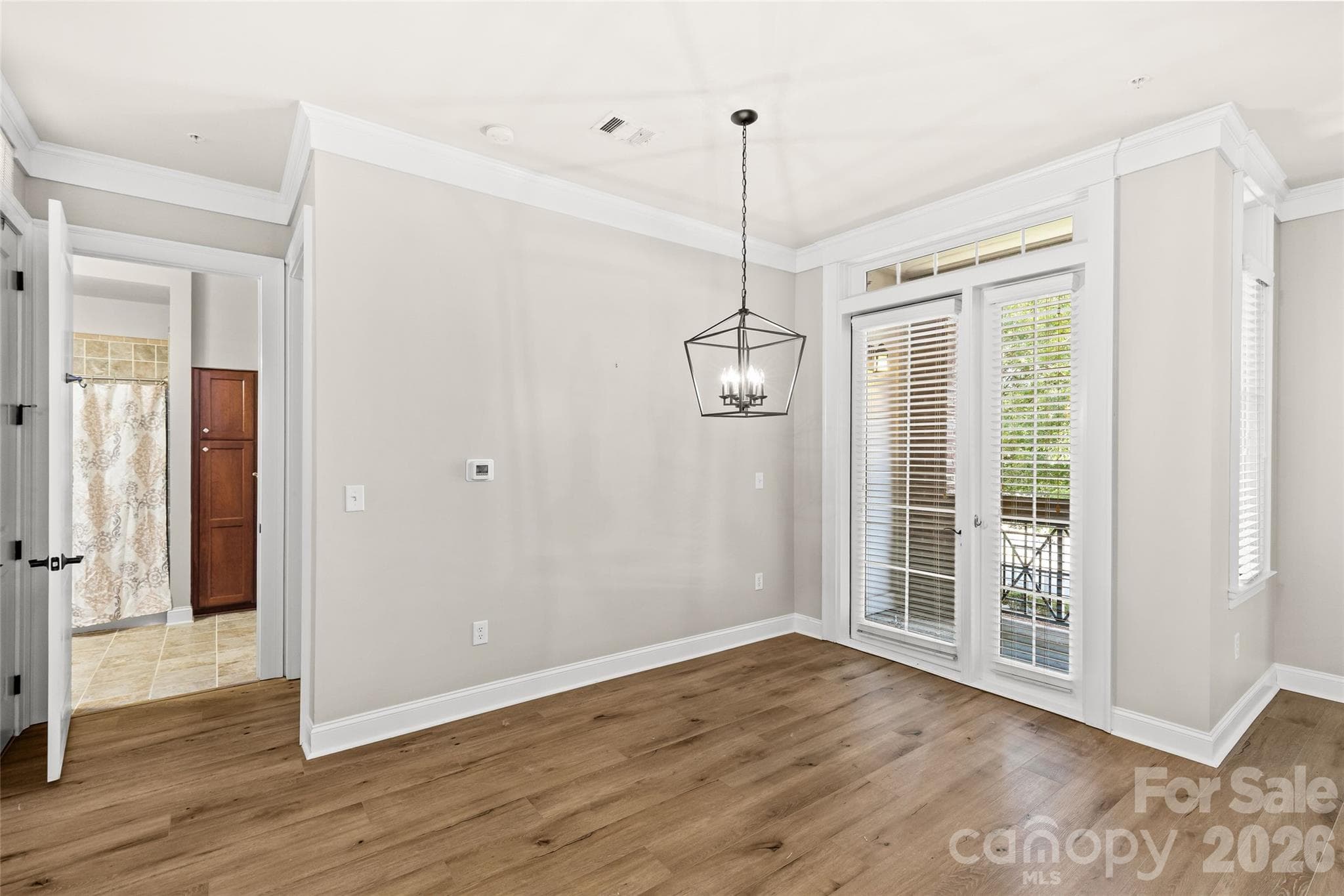 Condominium at 2810 Selwyn Avenue, Charlotte, photo 6 of 48