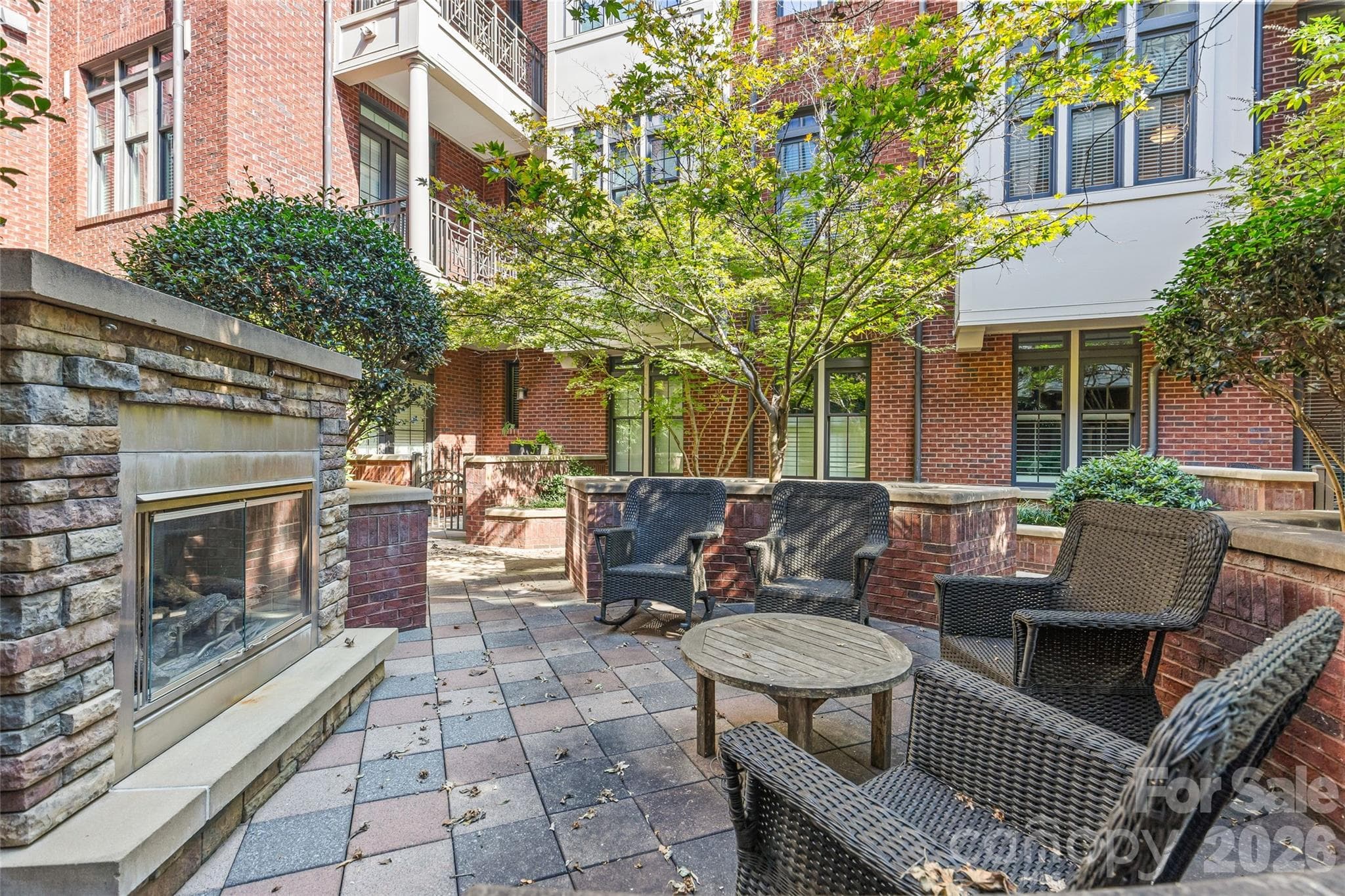 Condominium at 2810 Selwyn Avenue, Charlotte, photo 35 of 48
