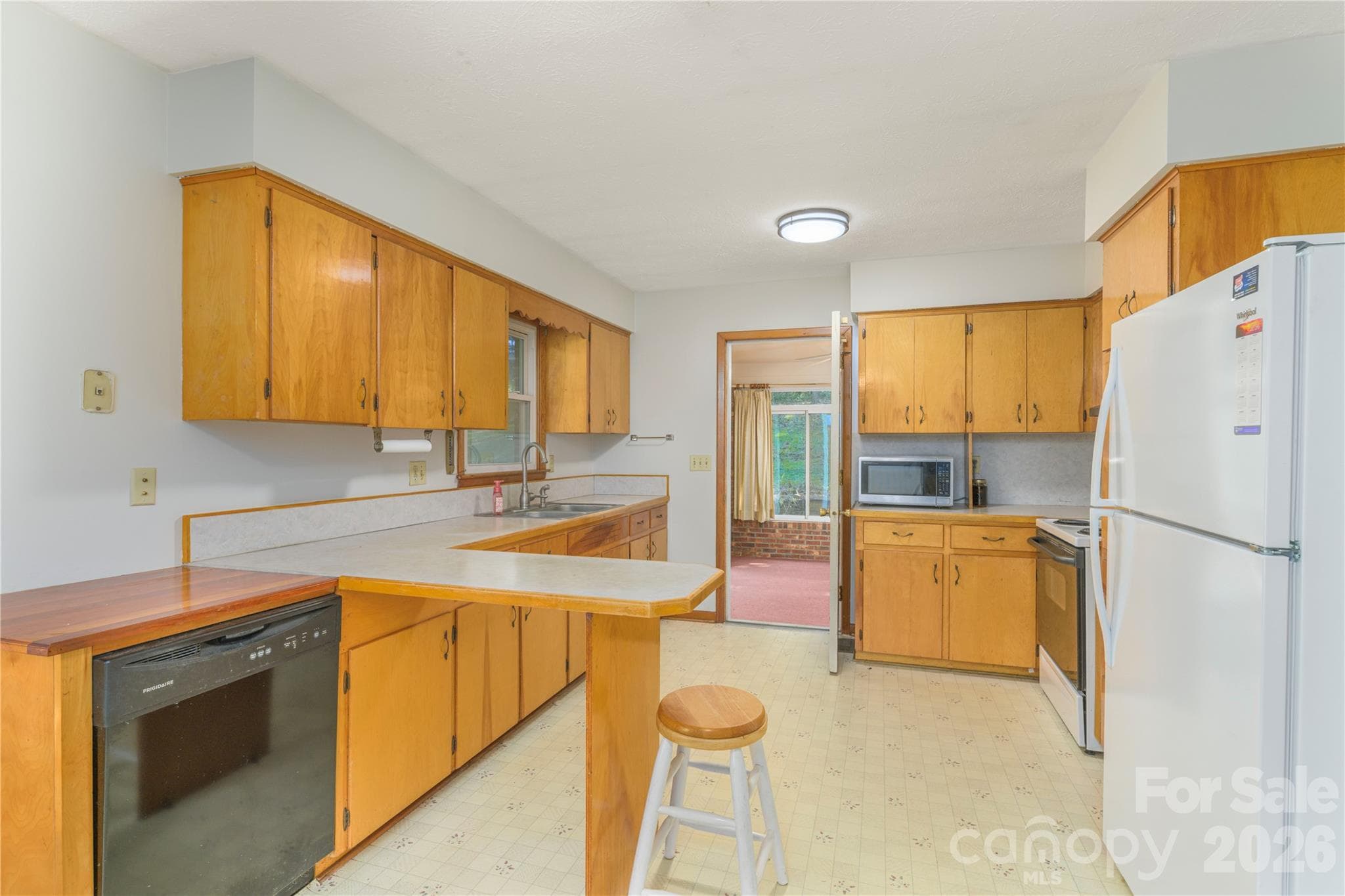 Kitchen to Large 4 Seasons Room - 2882 Butler Bridge Road, Mills River