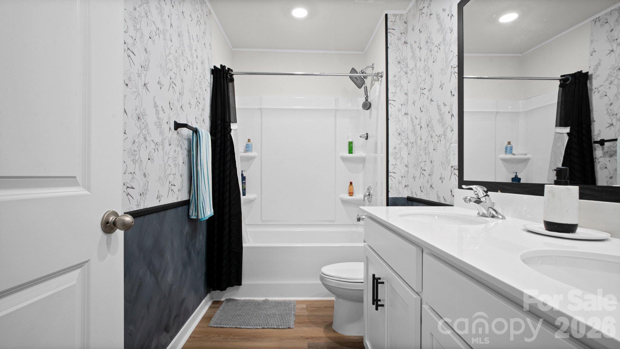 Single Family Residence at 3450 Buck Court, Gastonia, photo 11 of 18