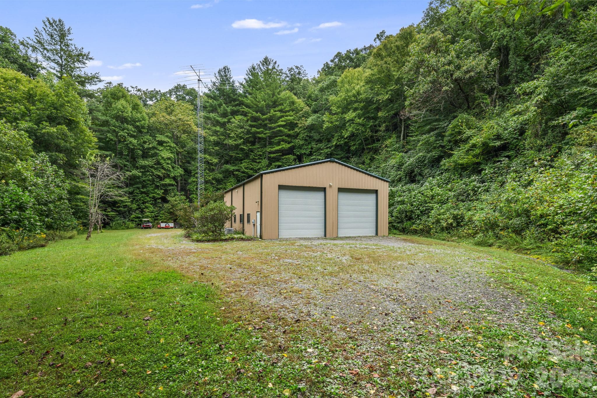Single Family Residence at 95 Ashworth Drive, Fairview, photo 38 of 46