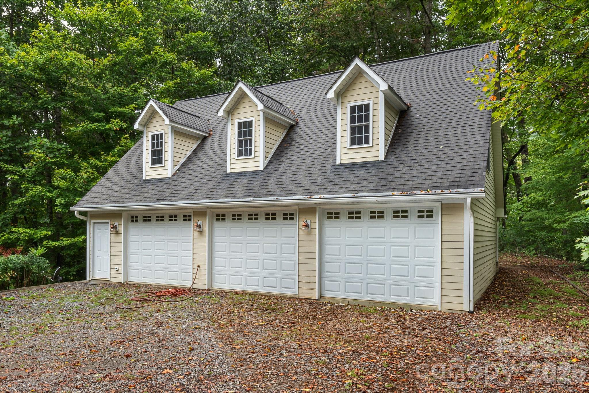 Single Family Residence at 95 Ashworth Drive, Fairview, photo 39 of 46