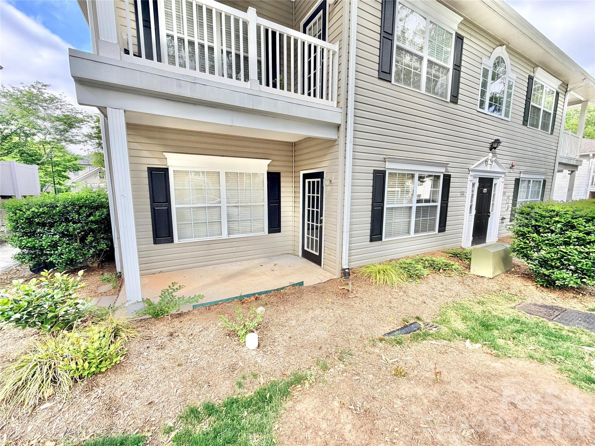 Condominium at 21230 Hickory Street, Cornelius, photo 2 of 22