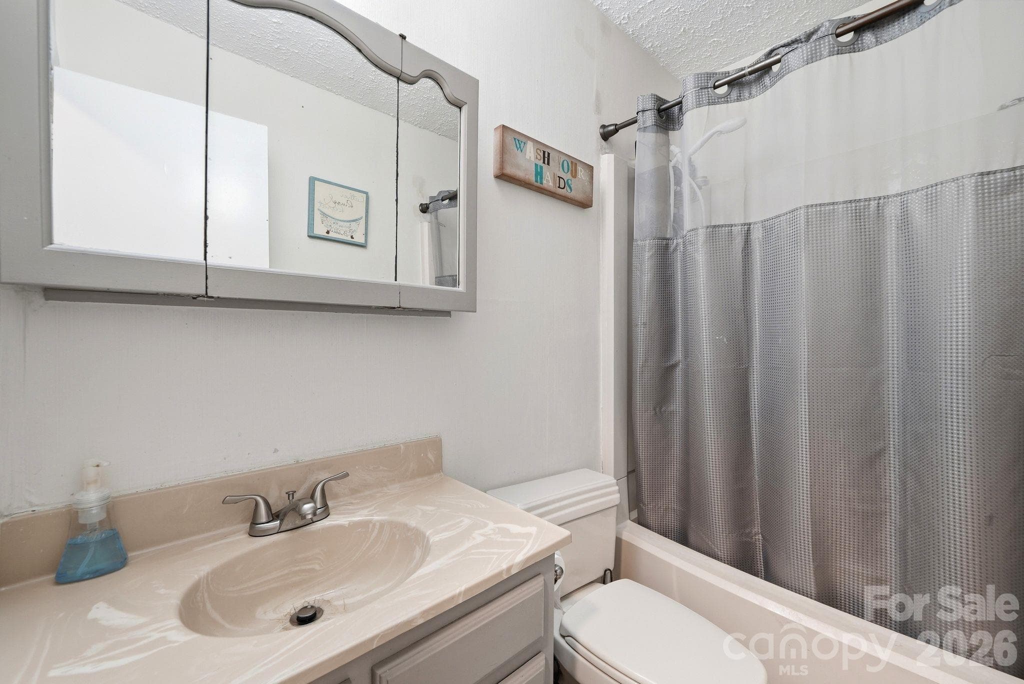 Full Bathroom Located In Hallway - 1524 Lanewood Place, Charlotte