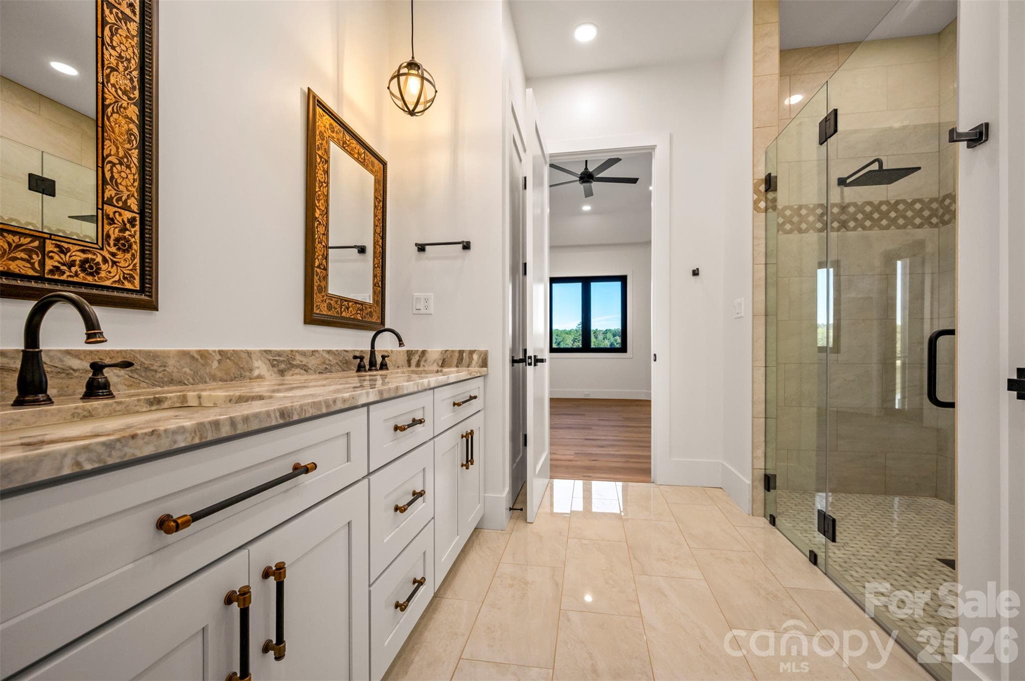 Single Family Residence at 438 Mapleton Lane, Columbus, photo 20 of 47