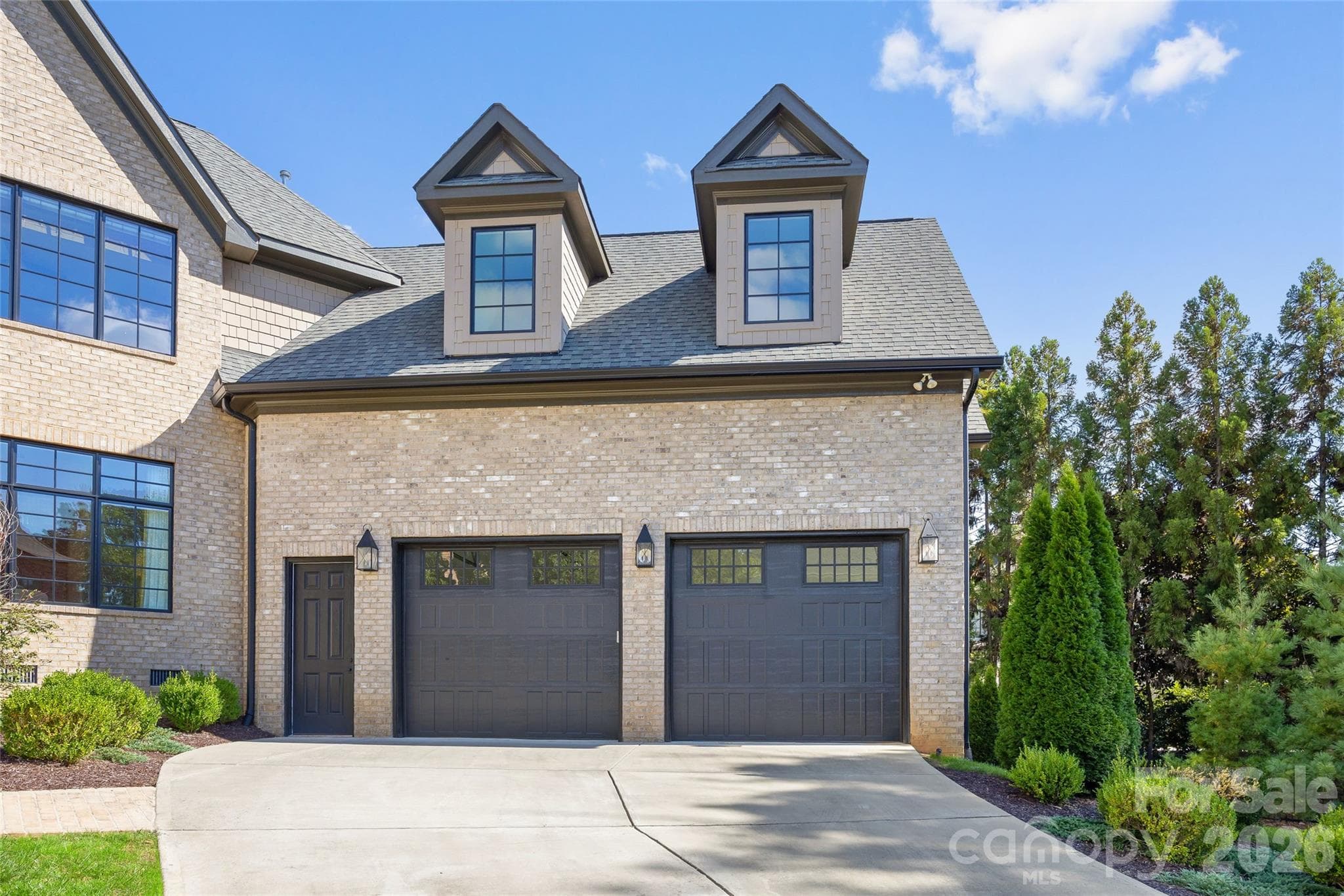 Single Family Residence at 4047 Alexandra Alley Drive, Charlotte, photo 3 of 46